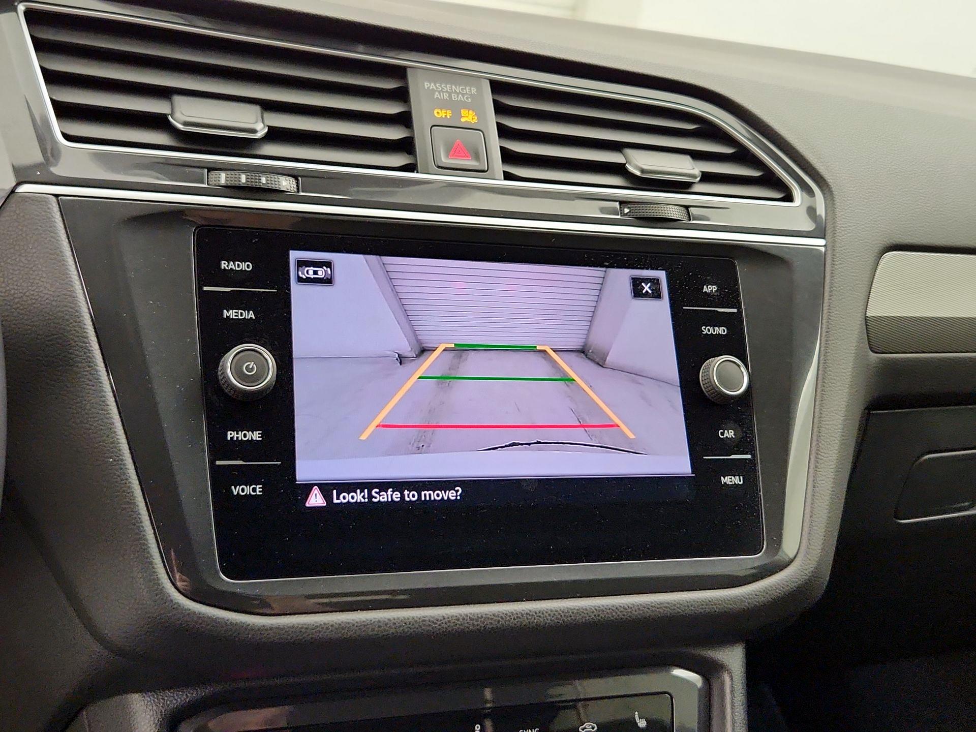 Thumbnail: 2024 Volkswagen Tiguan - 14