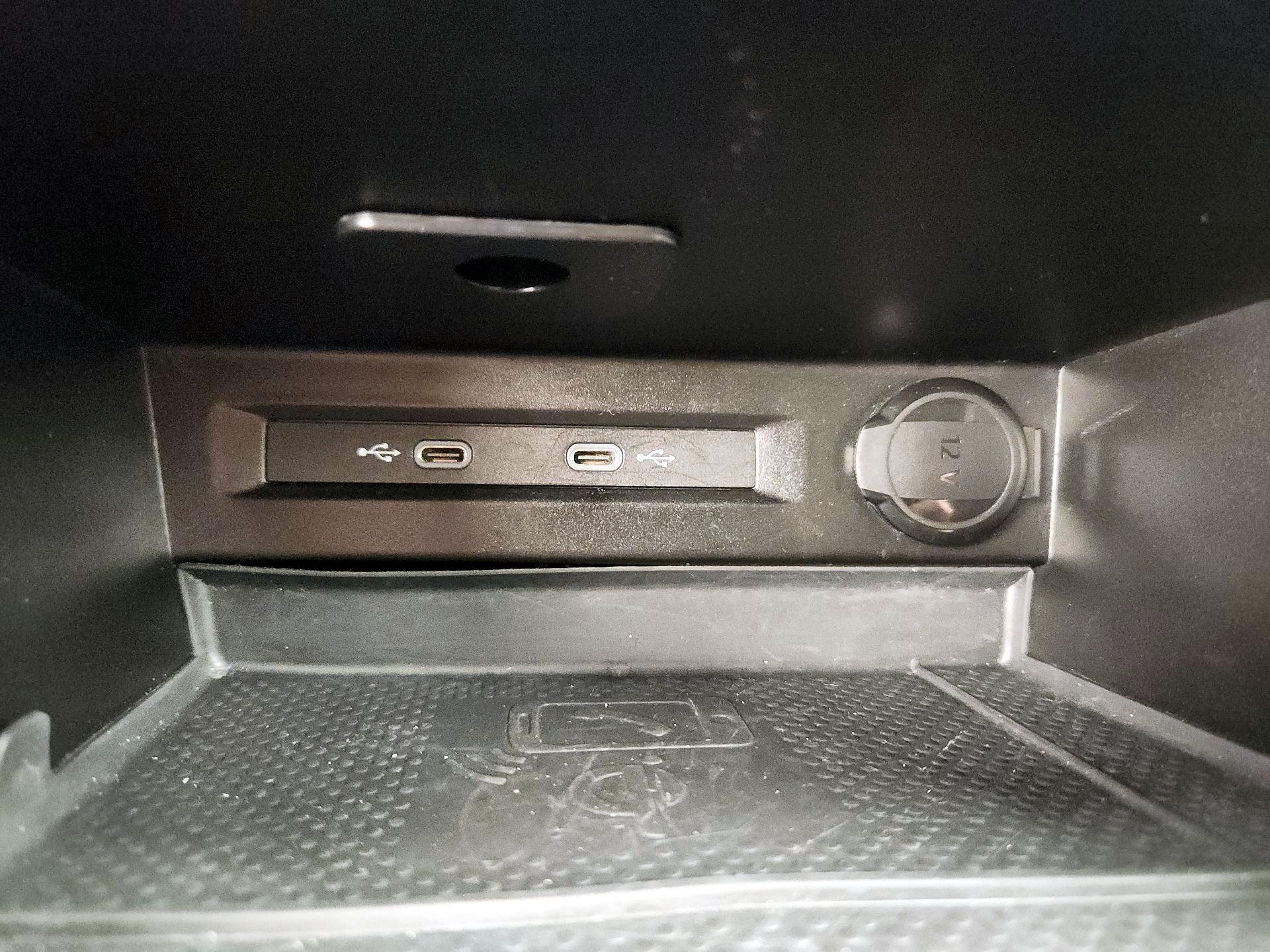 Thumbnail: 2024 Volkswagen Tiguan - 18