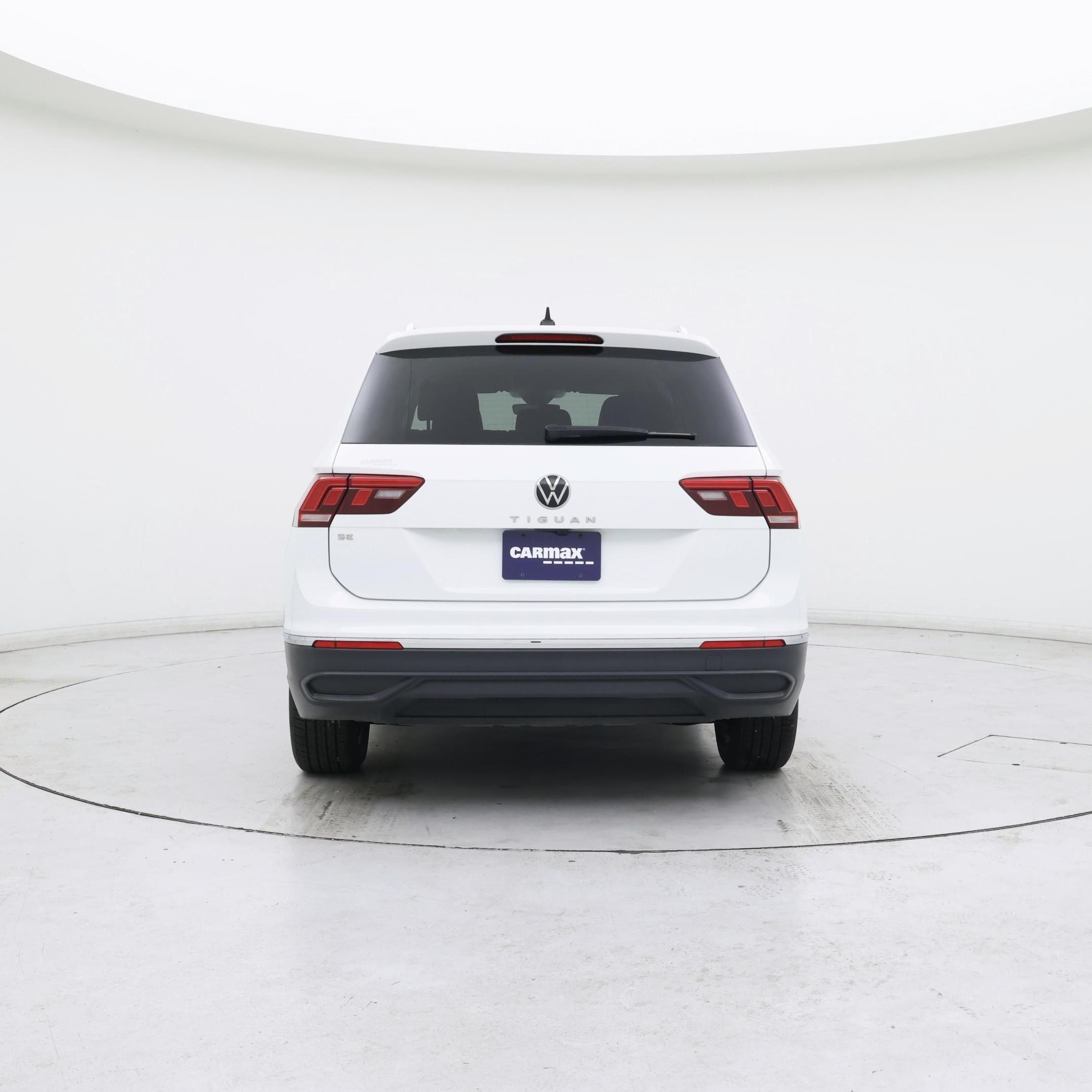 Thumbnail: 2024 Volkswagen Tiguan - 6