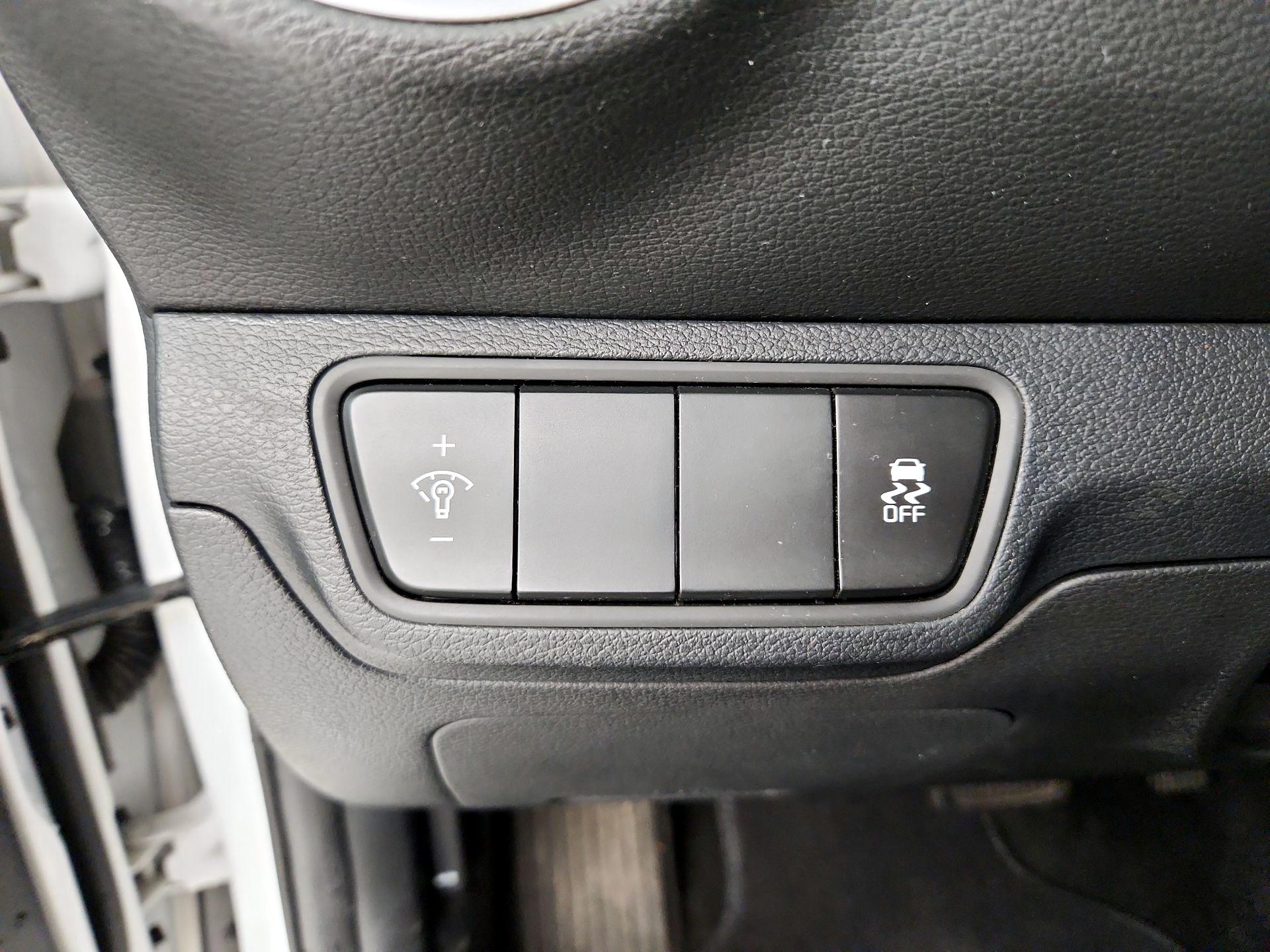 Thumbnail: 2024 Kia Forte - 13