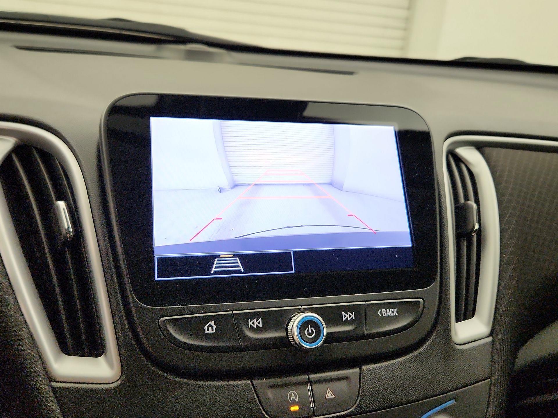 Thumbnail: 2023 Chevrolet Malibu - 14