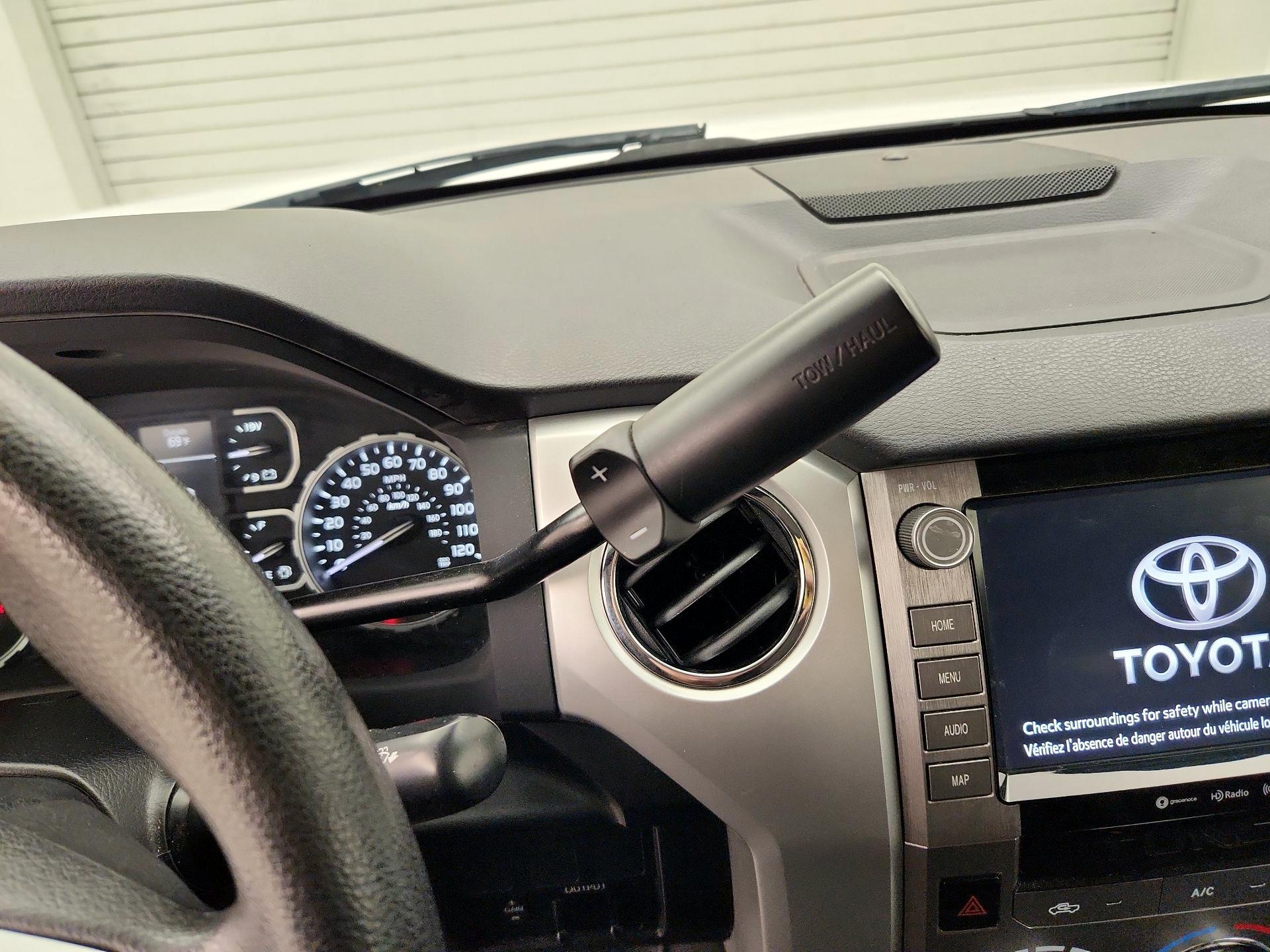 Thumbnail: 2021 Toyota Tundra - 17