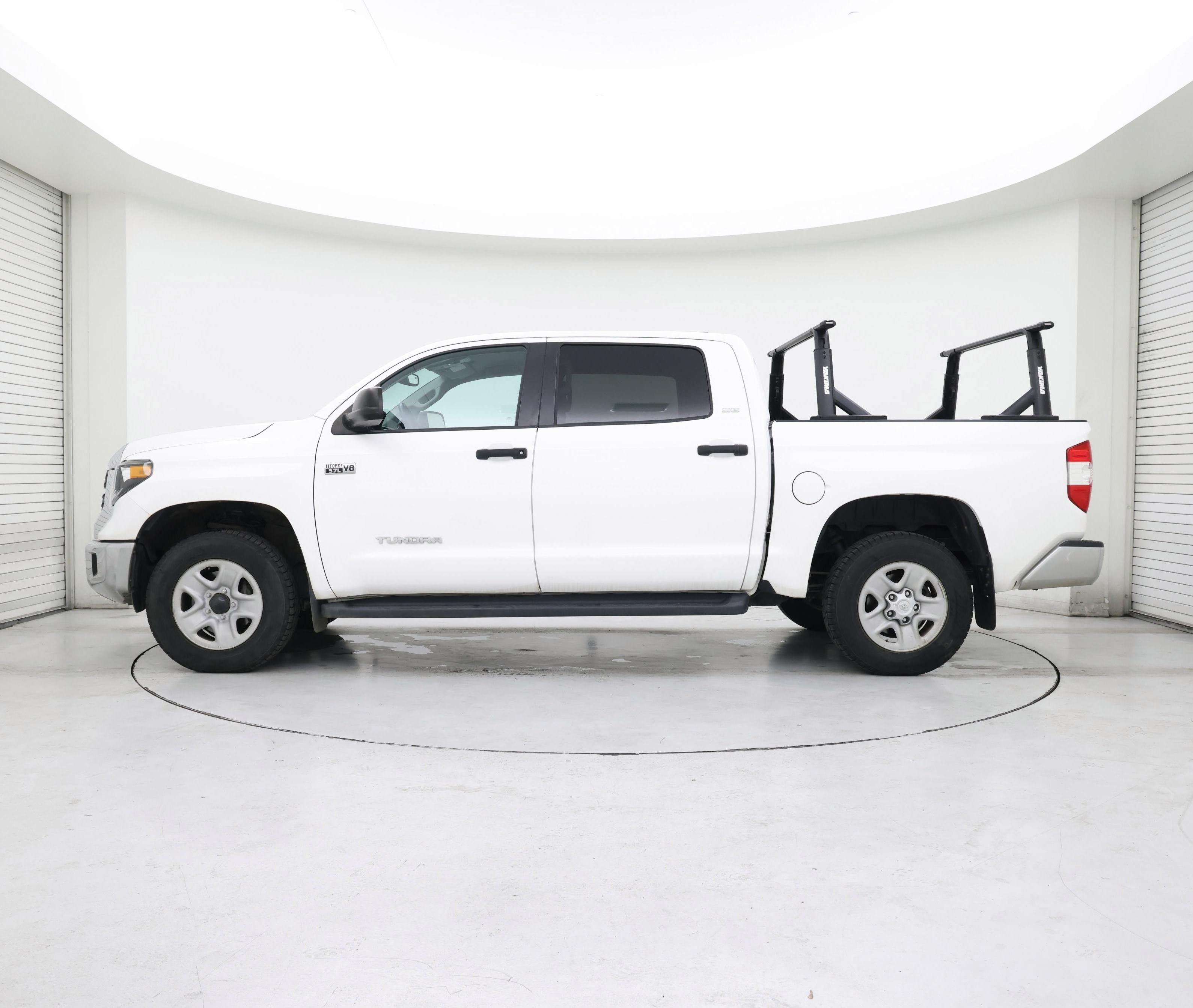 Thumbnail: 2021 Toyota Tundra - 3