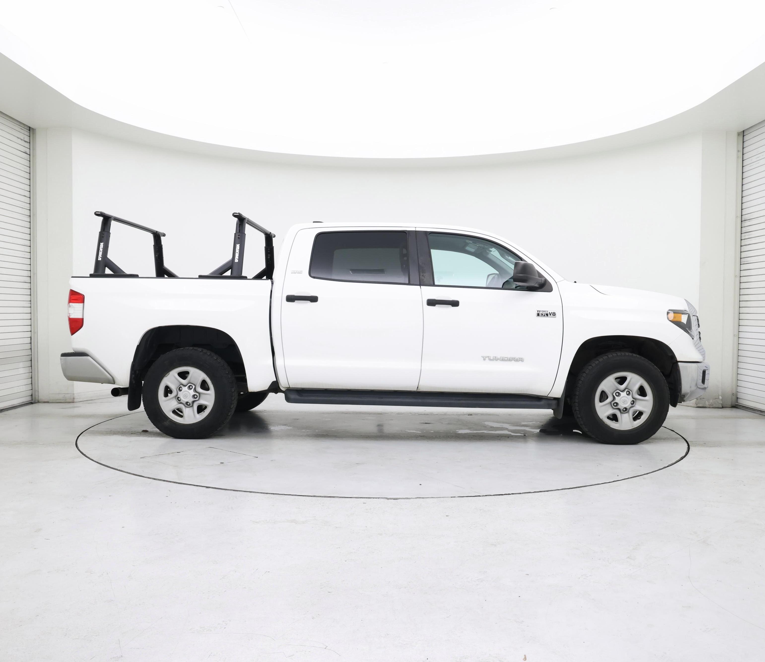 Thumbnail: 2021 Toyota Tundra - 7