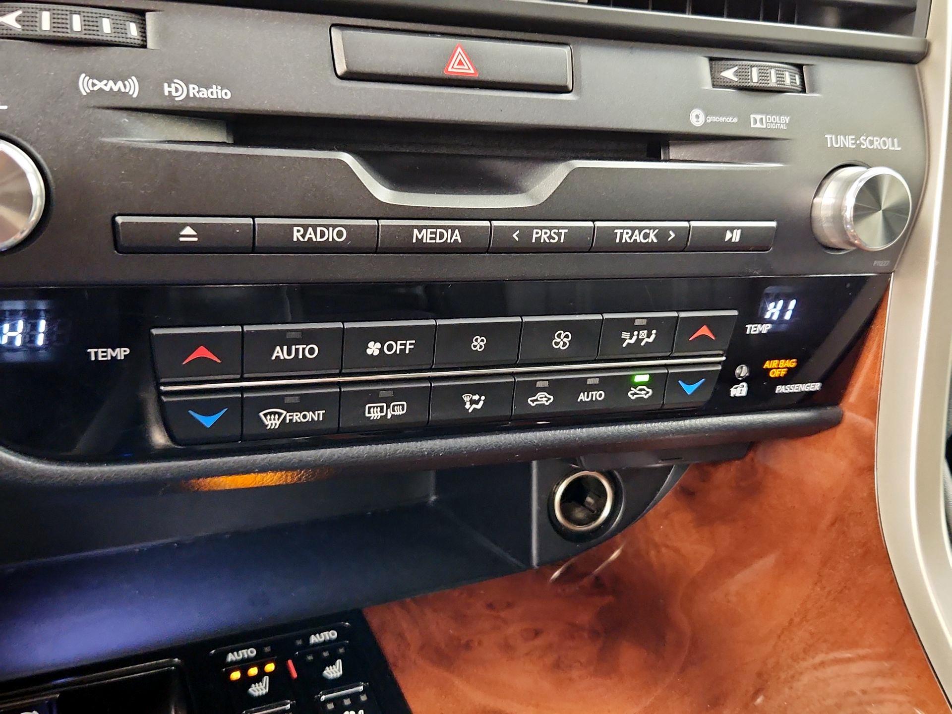 Thumbnail: 2016 Lexus RX - 16