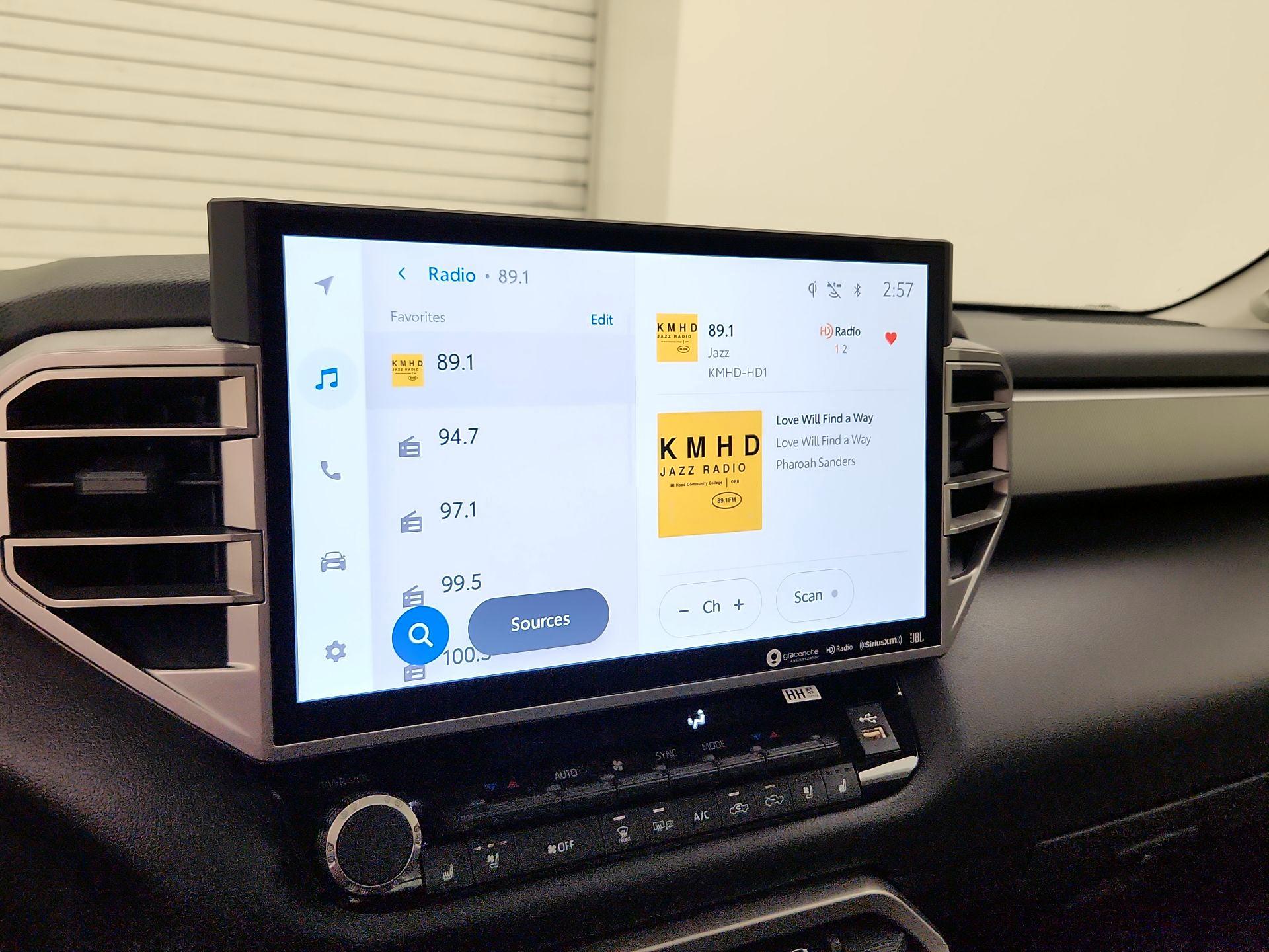 Thumbnail: 2023 Toyota Tundra - 15