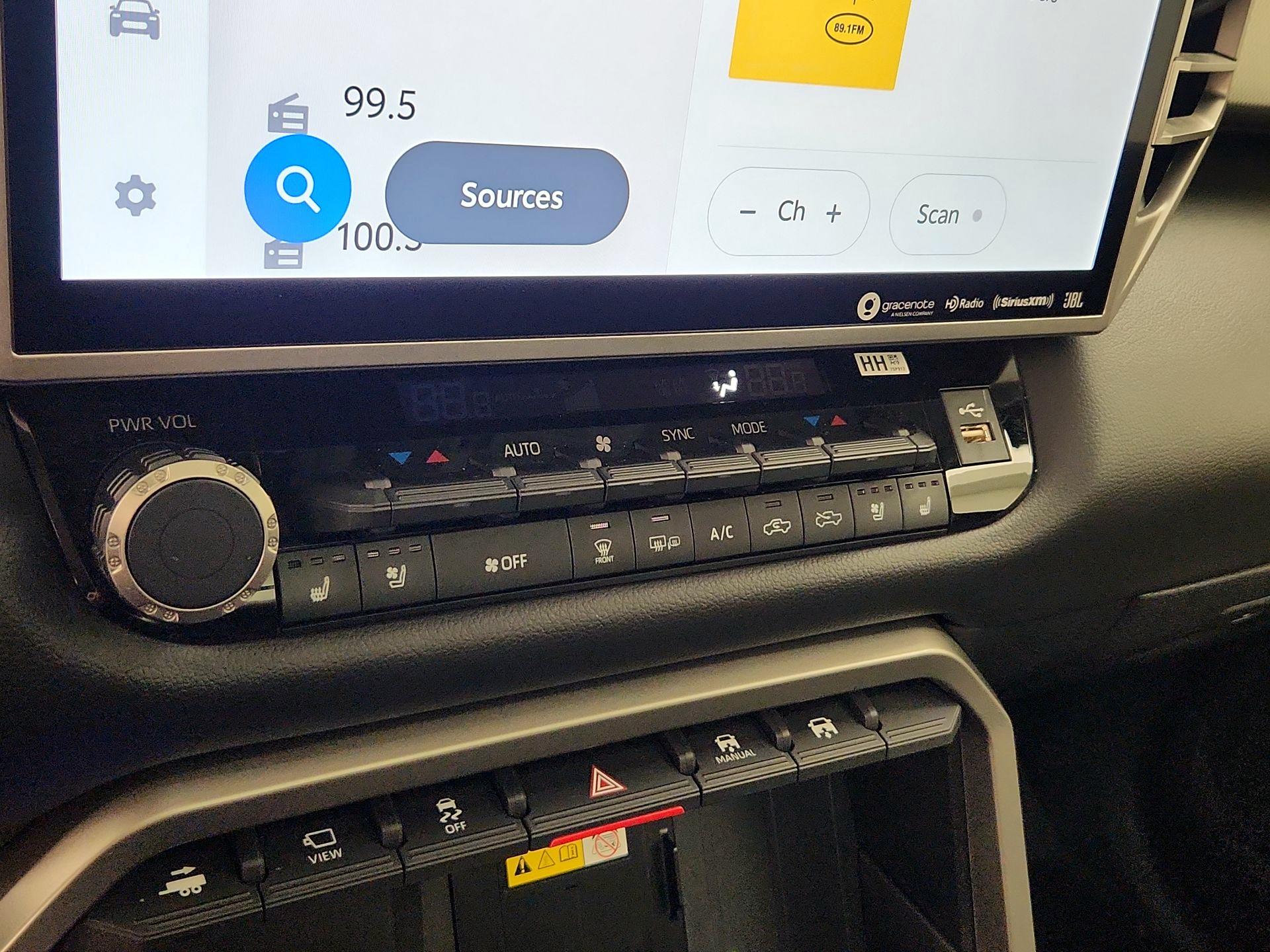 Thumbnail: 2023 Toyota Tundra - 16