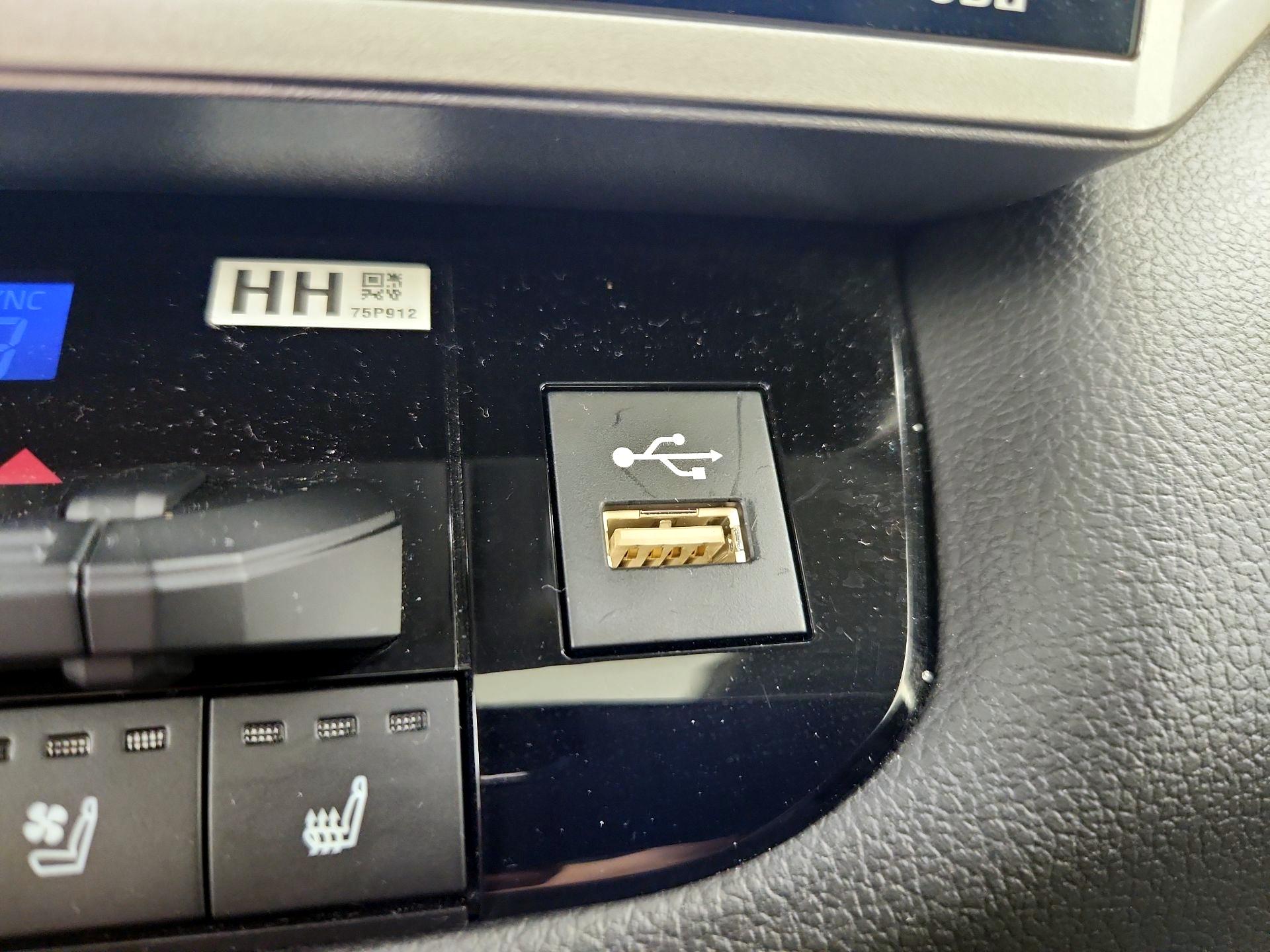 Thumbnail: 2023 Toyota Tundra - 18