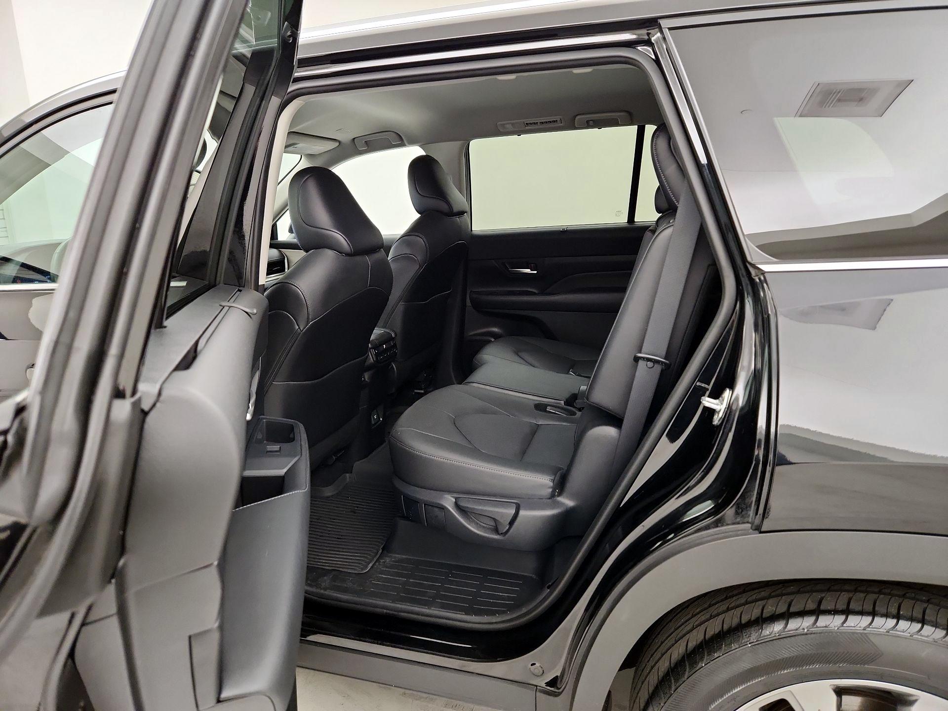 Thumbnail: 2024 Toyota Grand Highlander - 19