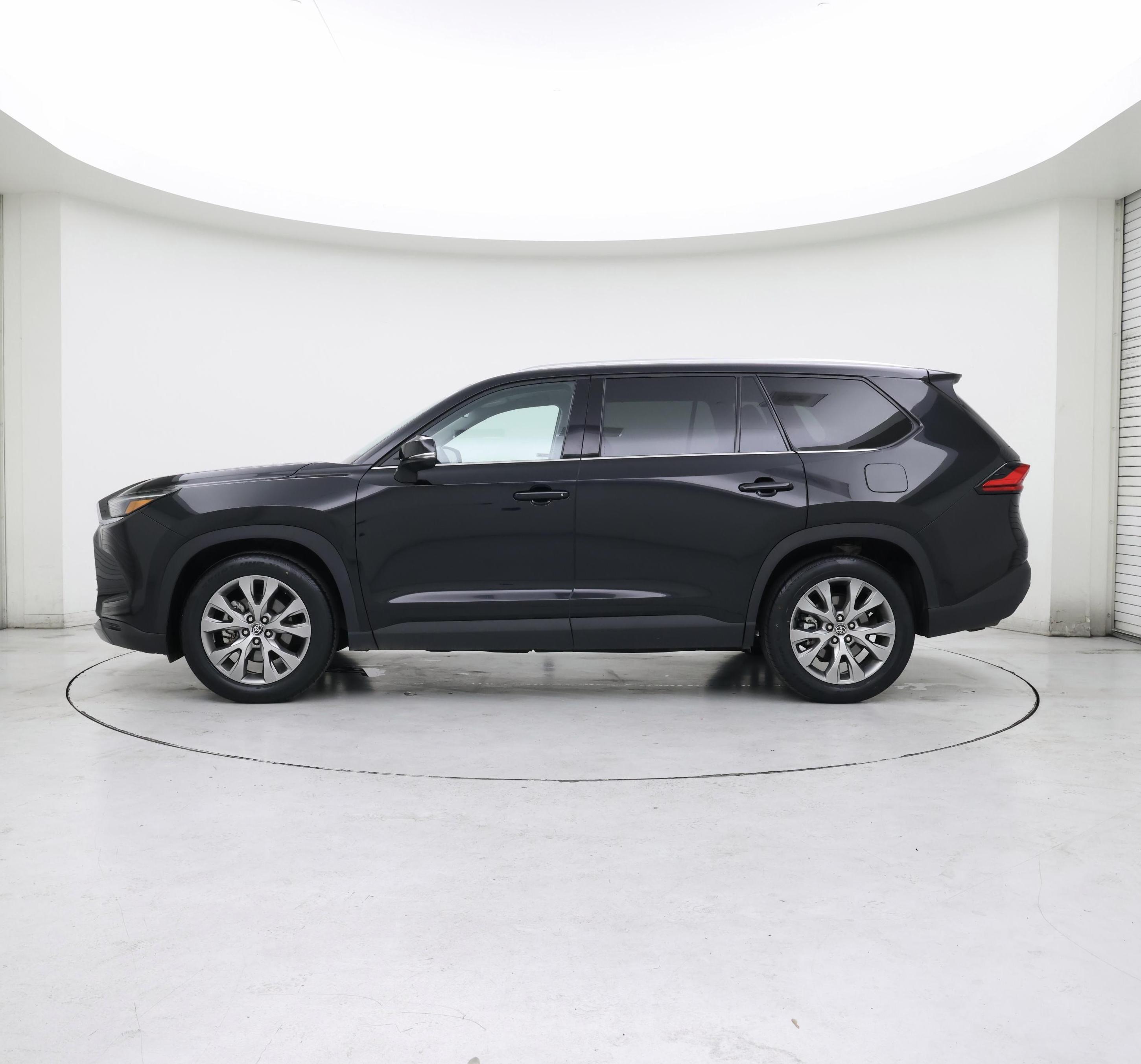 Thumbnail: 2024 Toyota Grand Highlander - 3