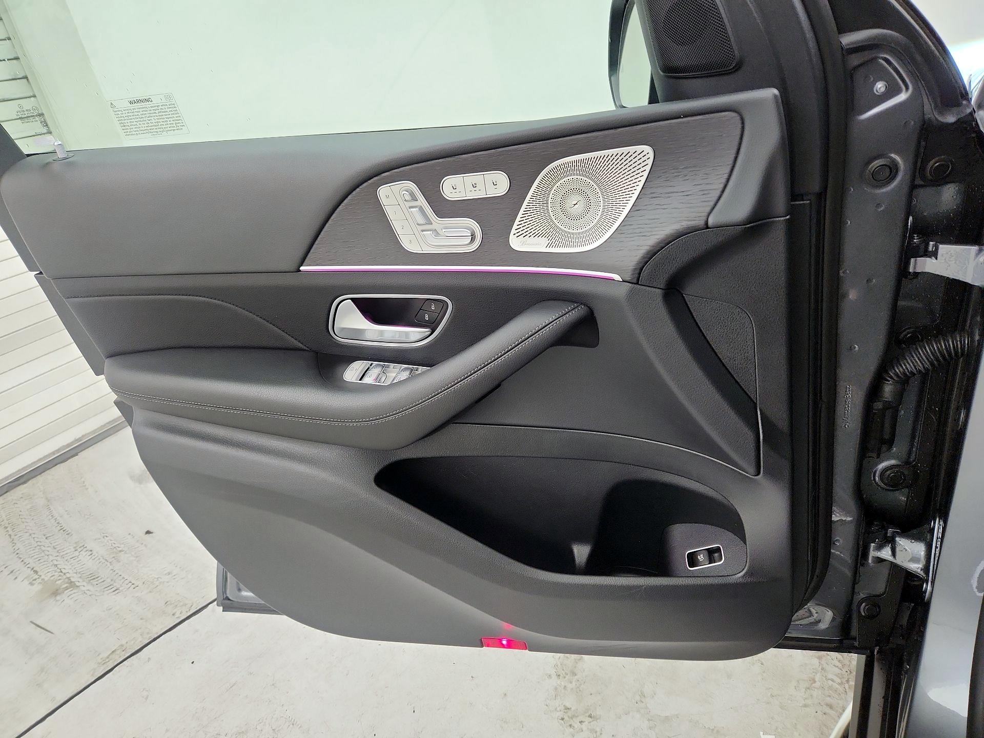 Thumbnail: 2024 Mercedes-Benz GLS - 12