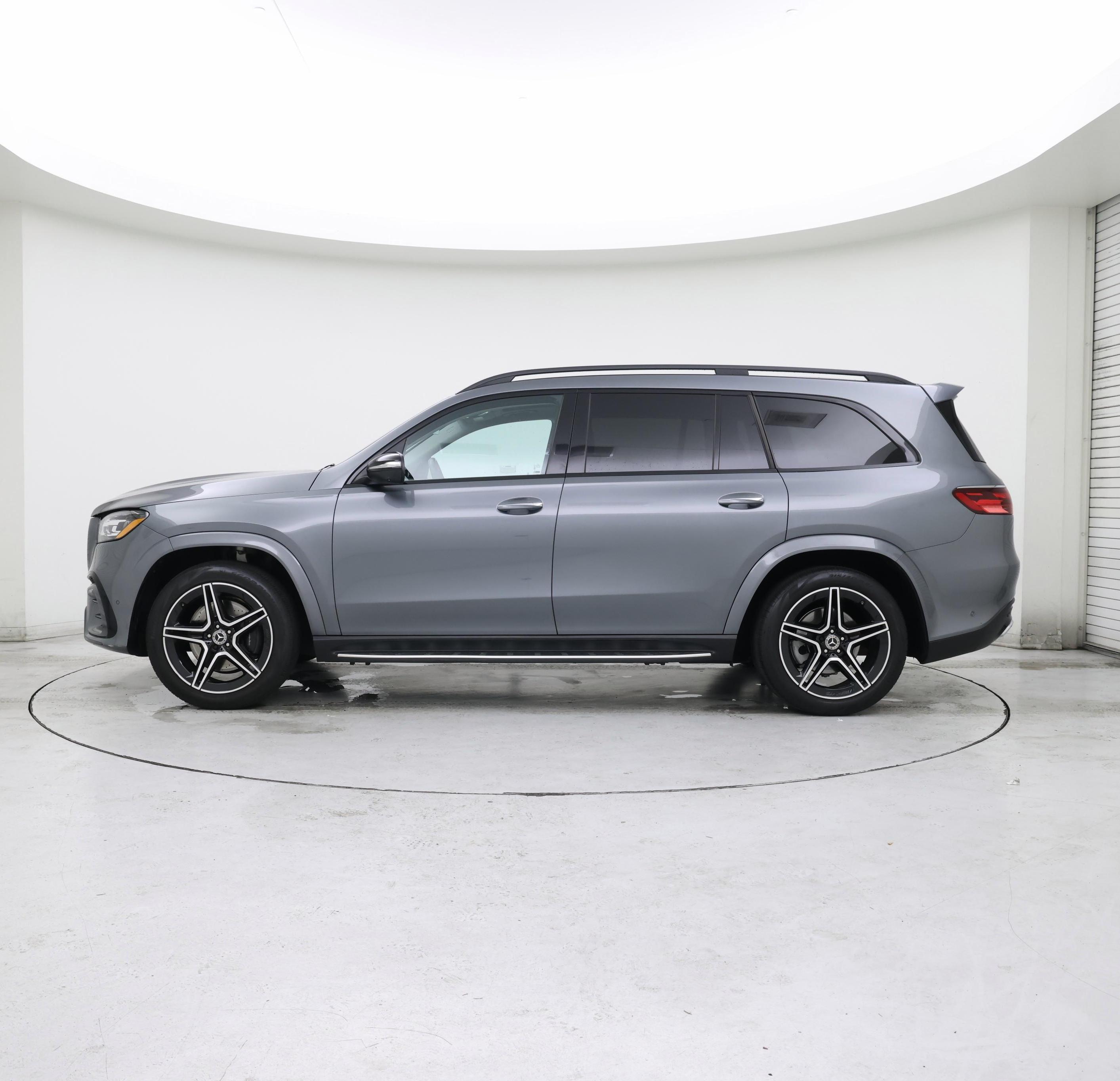 Thumbnail: 2024 Mercedes-Benz GLS - 3