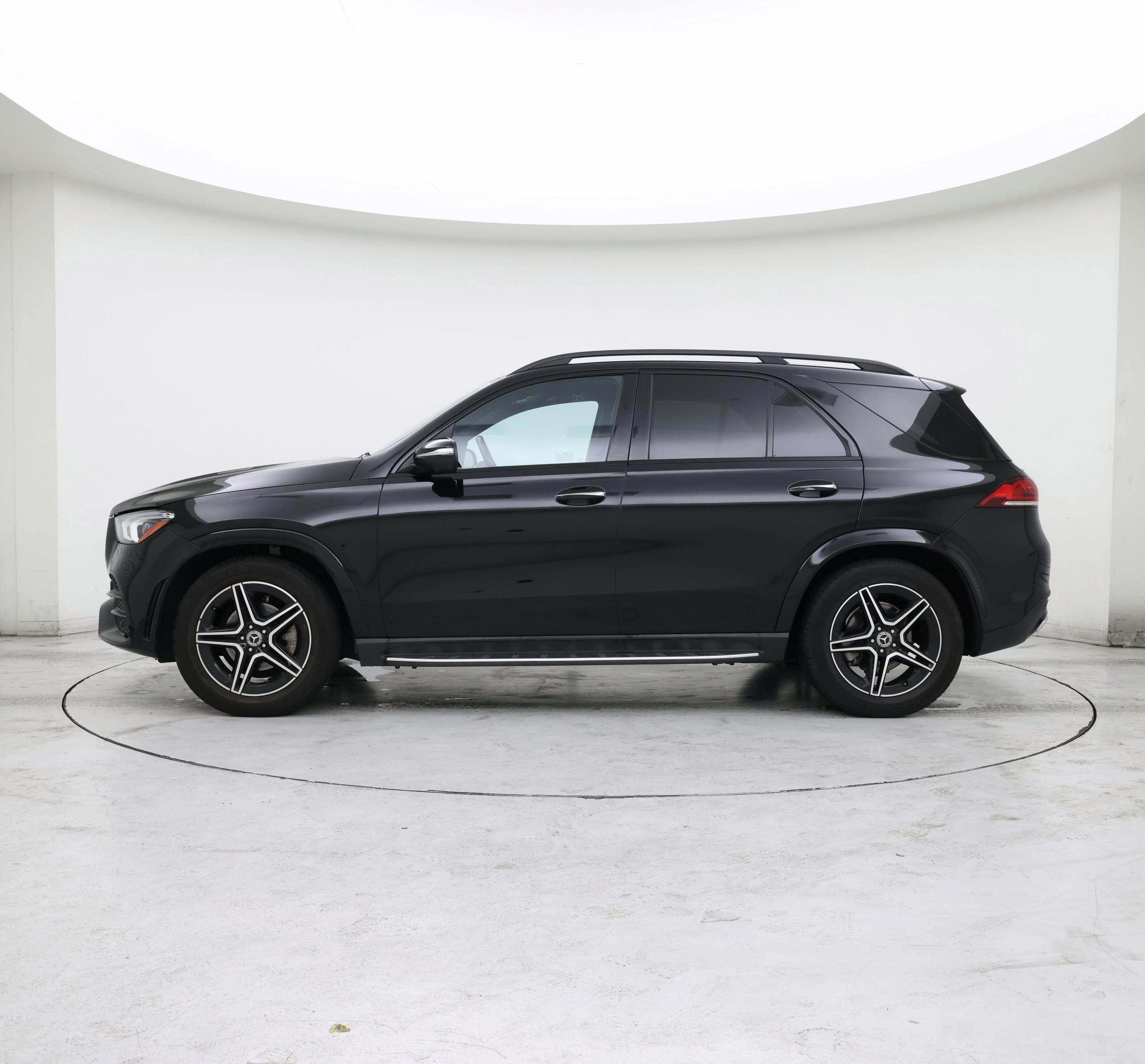 Thumbnail: 2022 Mercedes-Benz GLE - 3