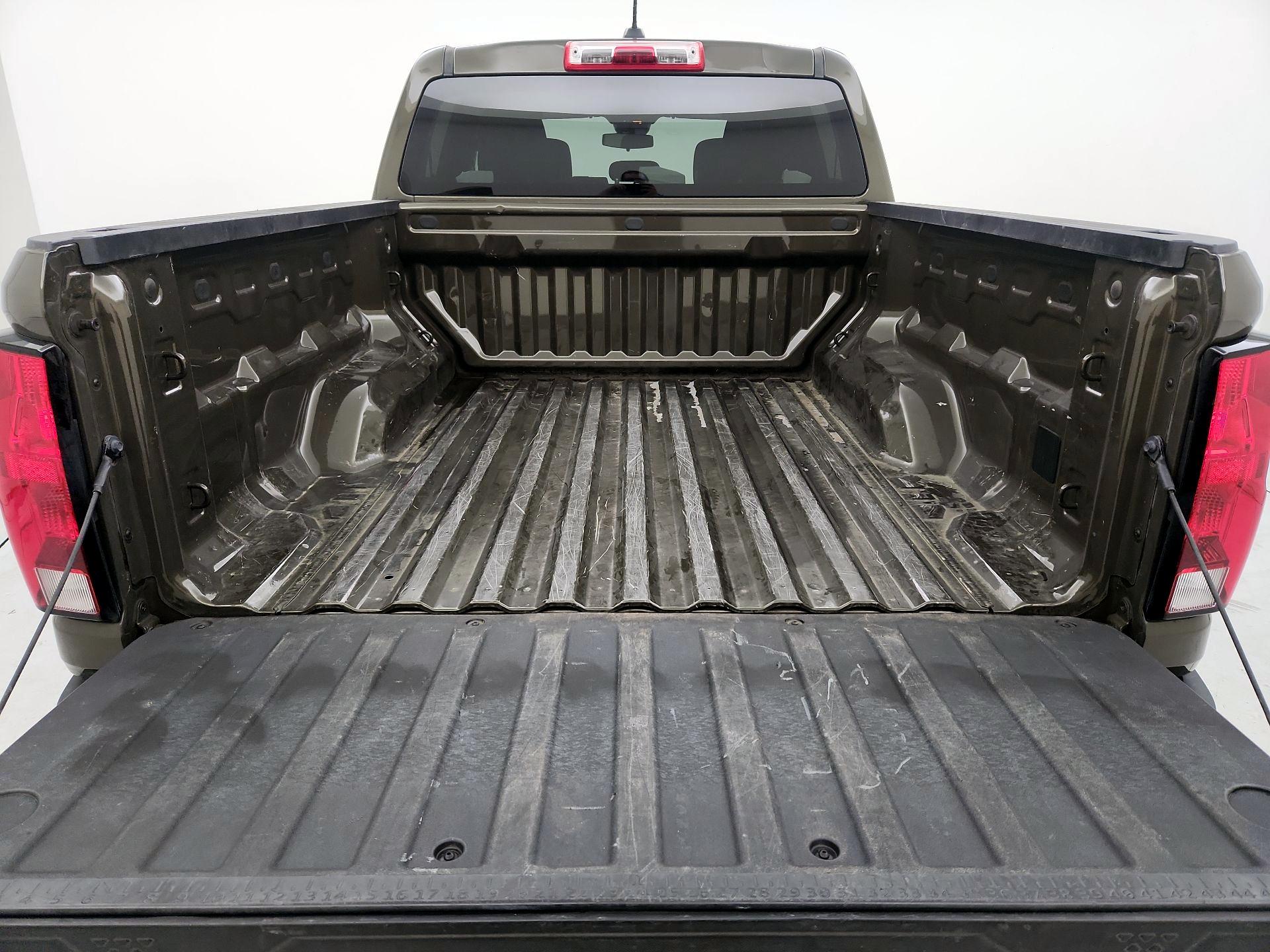 Thumbnail: 2023 Chevrolet Colorado - 20