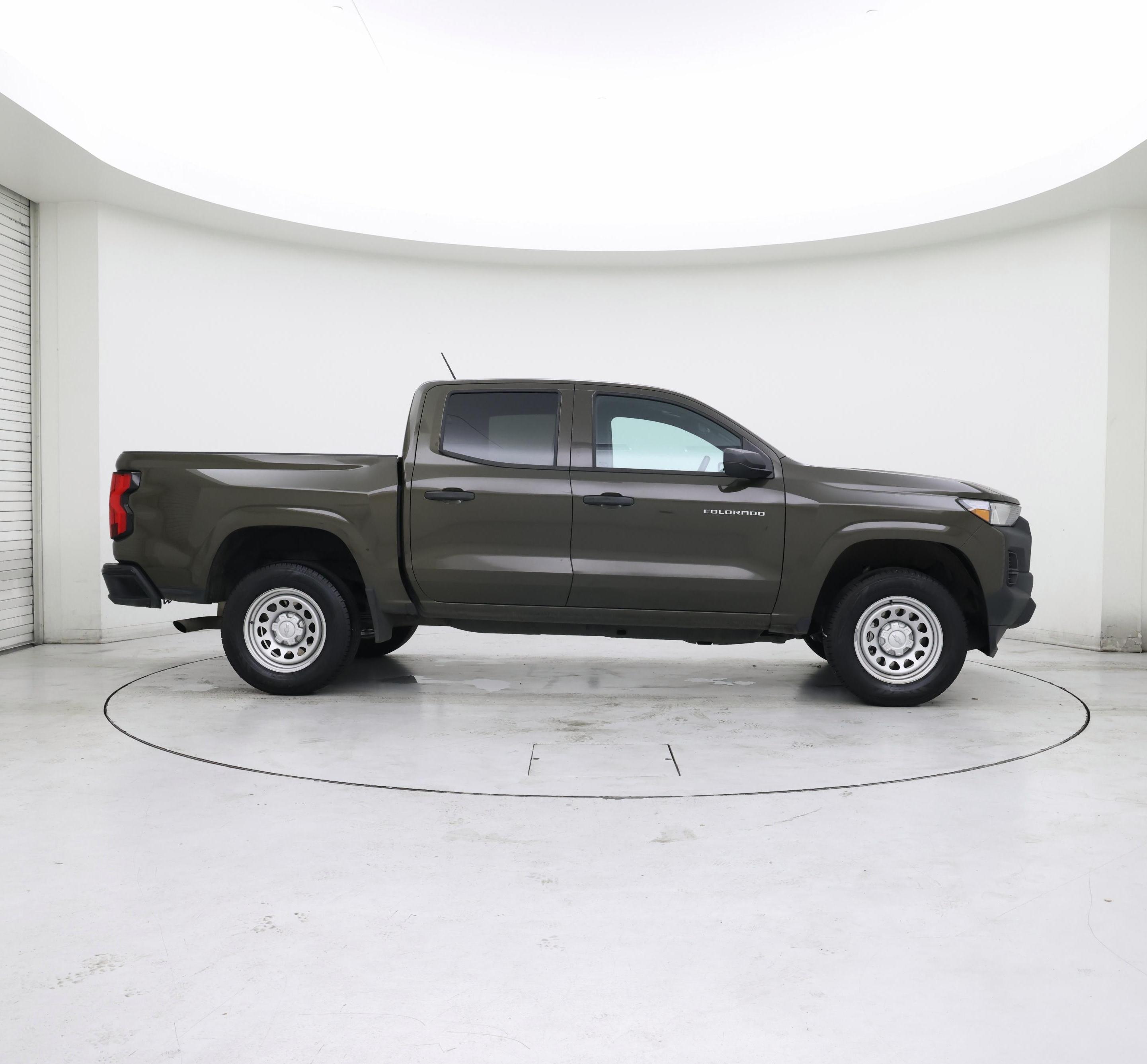 Thumbnail: 2023 Chevrolet Colorado - 7