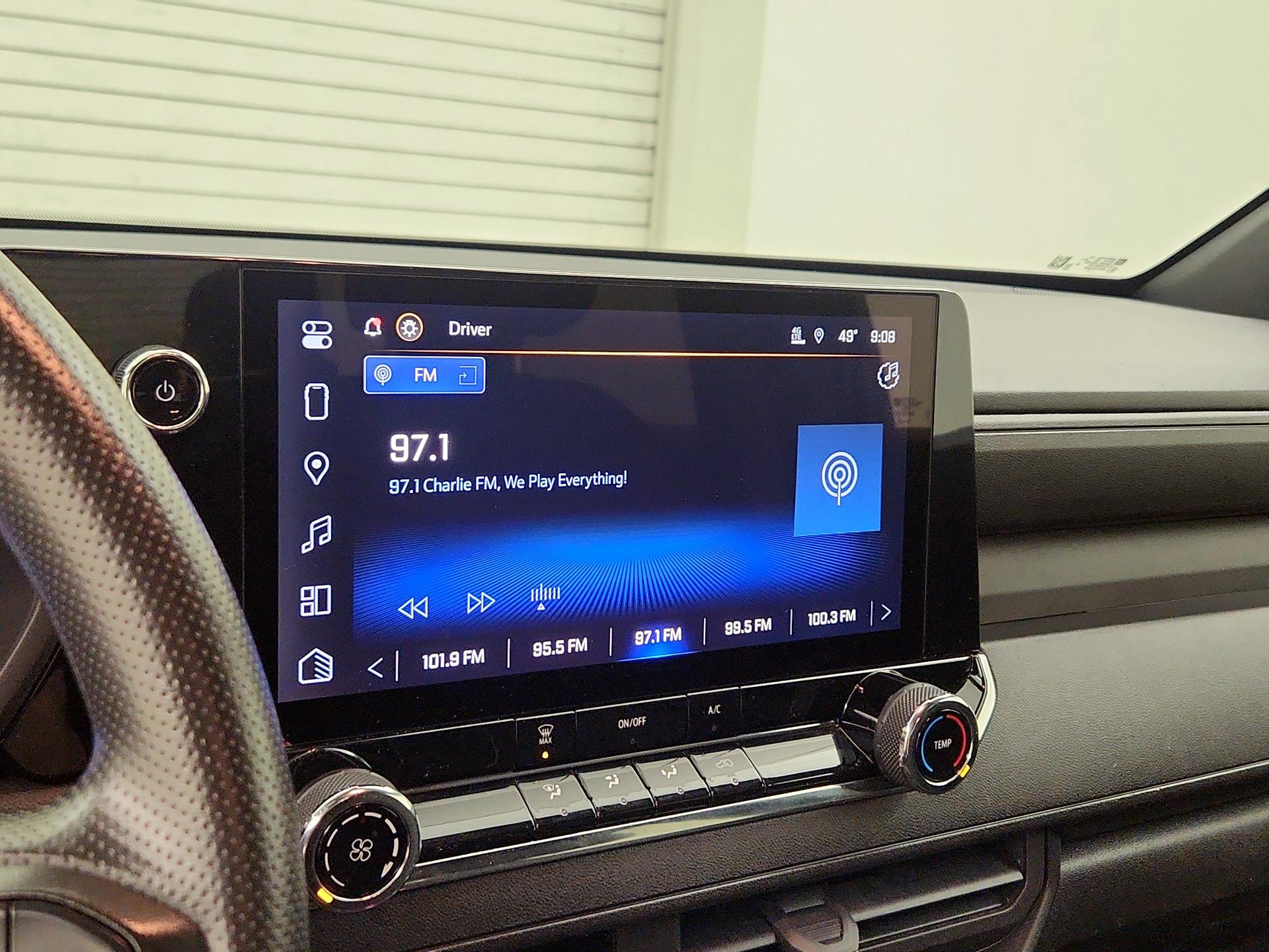 Thumbnail: 2023 Chevrolet Colorado - 14