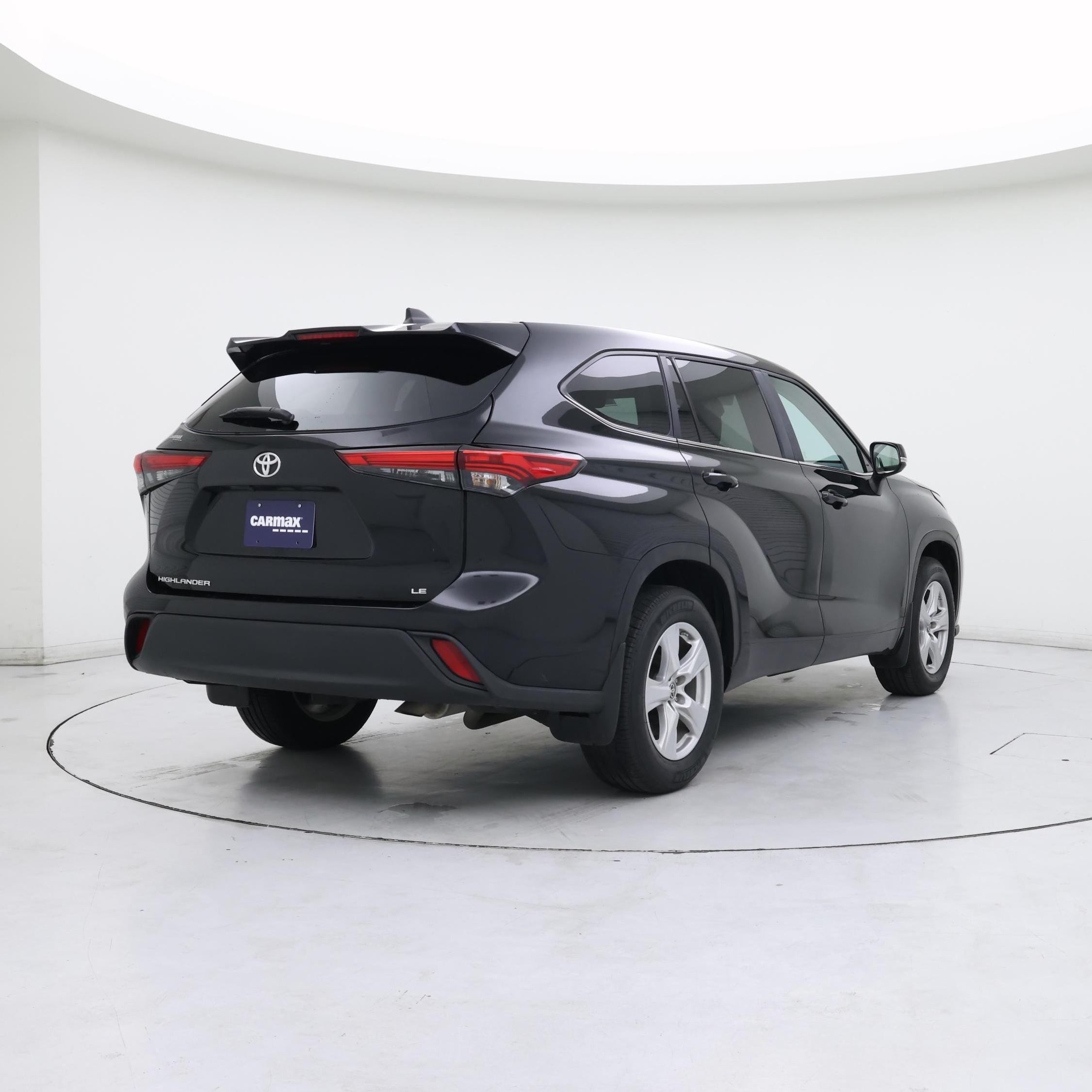 Thumbnail: 2023 Toyota Highlander - 8