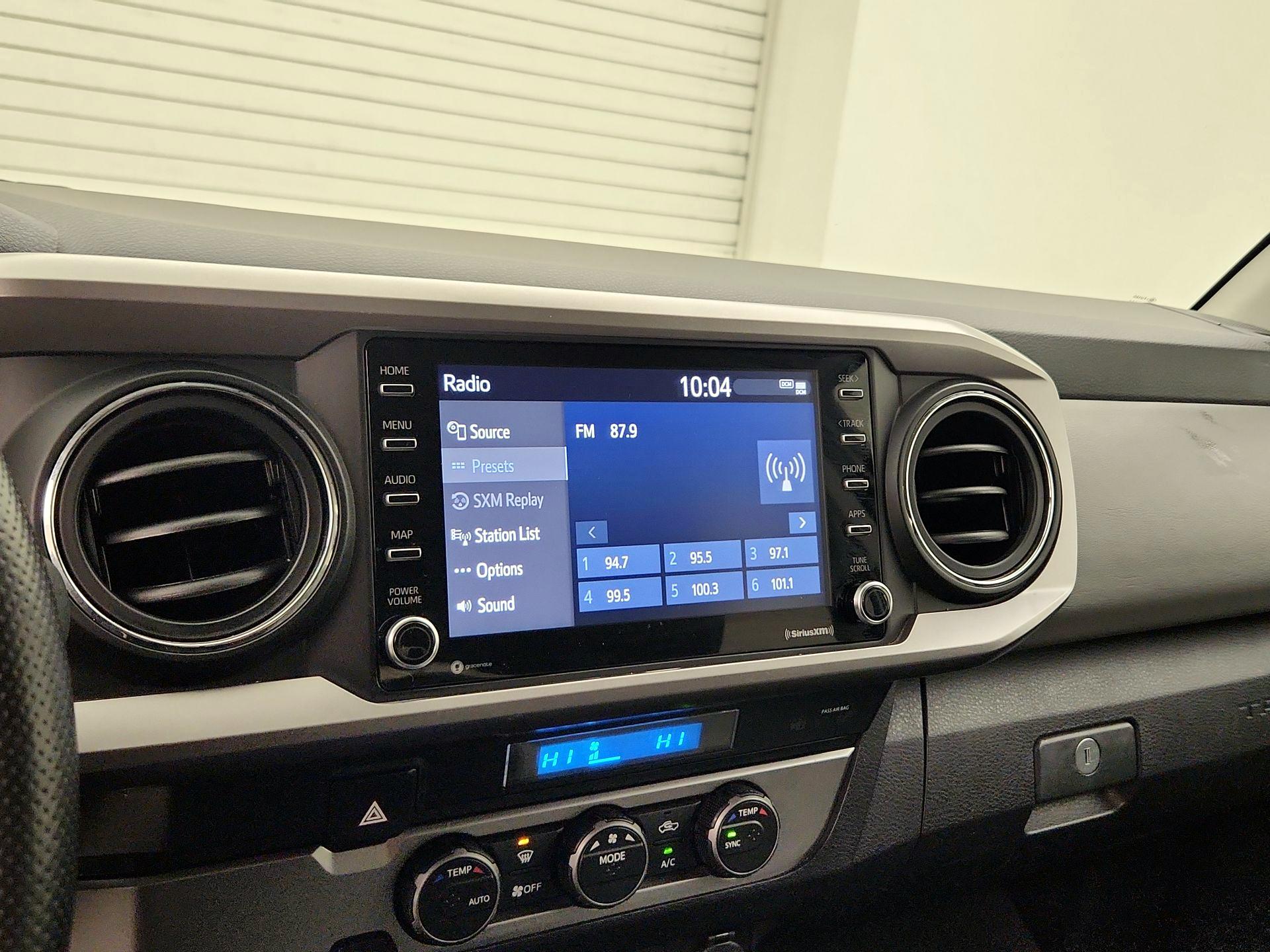 Thumbnail: 2021 Toyota Tacoma - 15