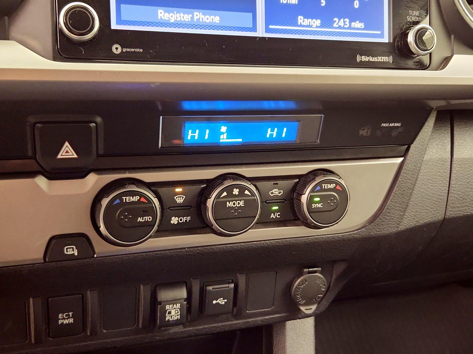 Thumbnail: 2021 Toyota Tacoma - 16