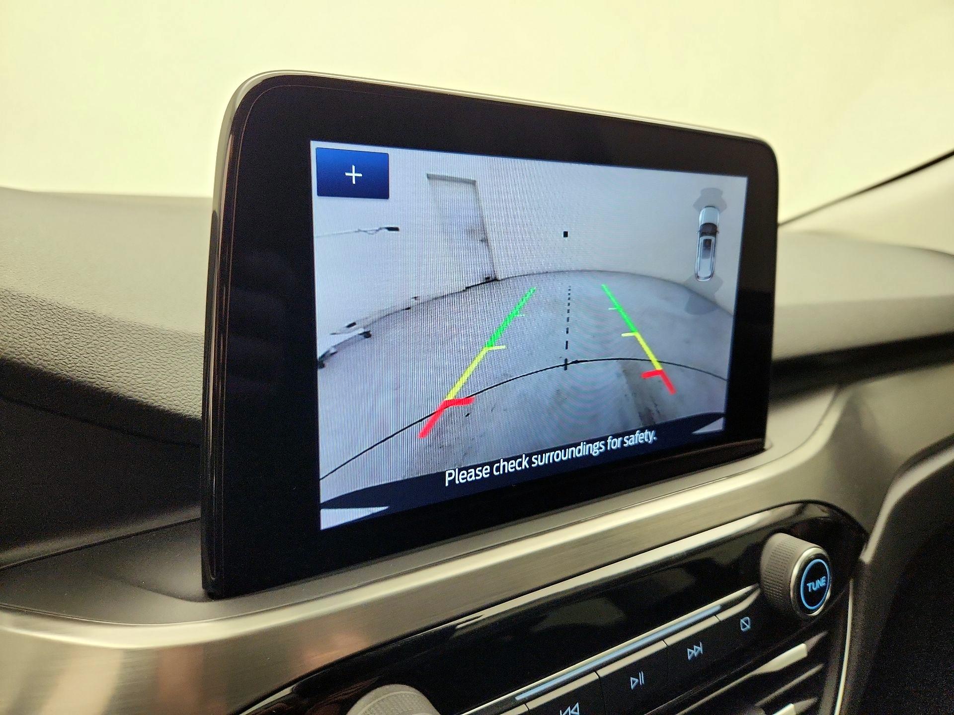 Thumbnail: 2022 Ford Escape - 15