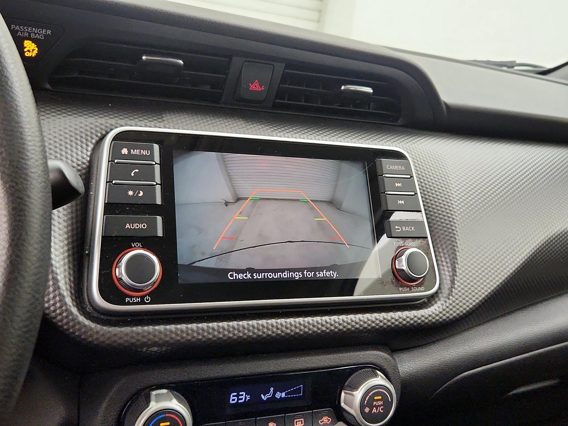 Thumbnail: 2020 Nissan Kicks - 13