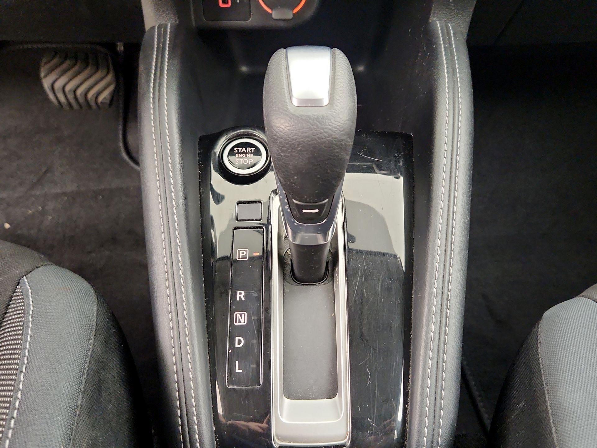 Thumbnail: 2020 Nissan Kicks - 16