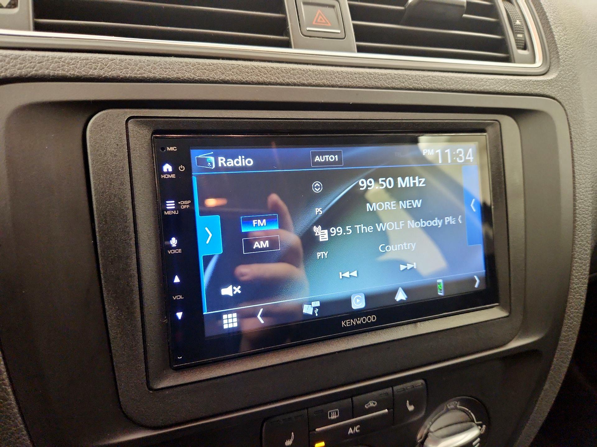 Thumbnail: 2016 Volkswagen Jetta - 15