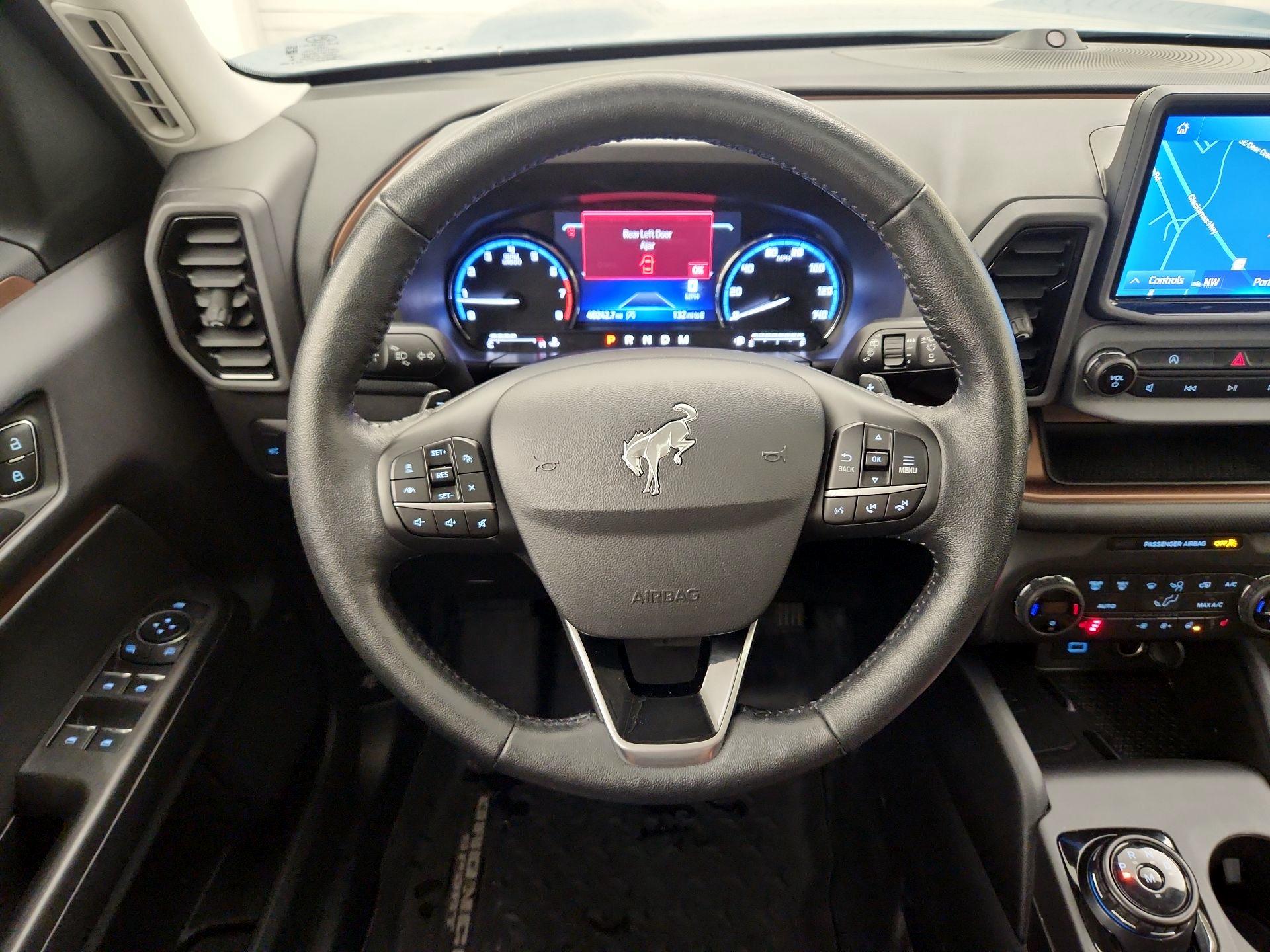 Thumbnail: 2021 Ford Bronco Sport - 10