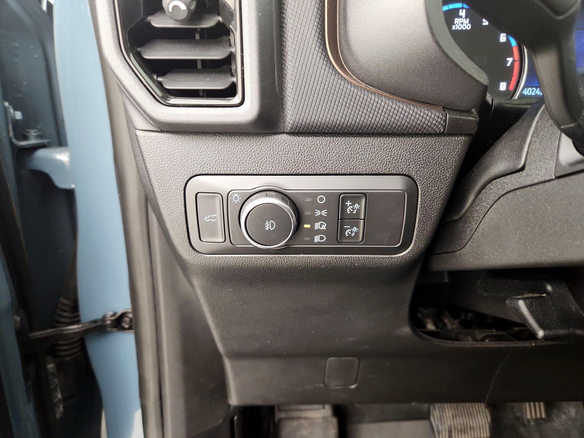 Thumbnail: 2021 Ford Bronco Sport - 13