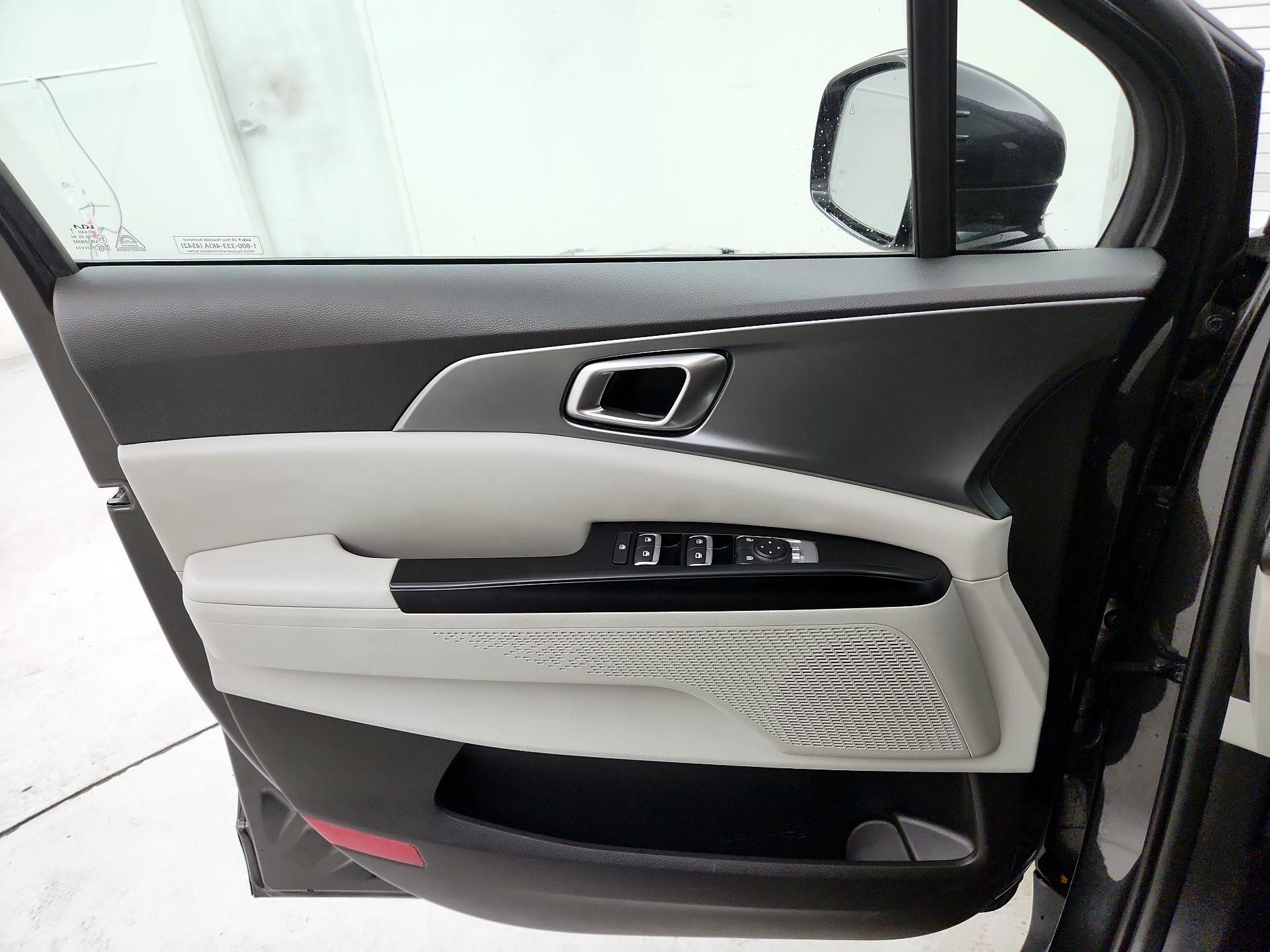 Thumbnail: 2024 Kia Carnival - 12