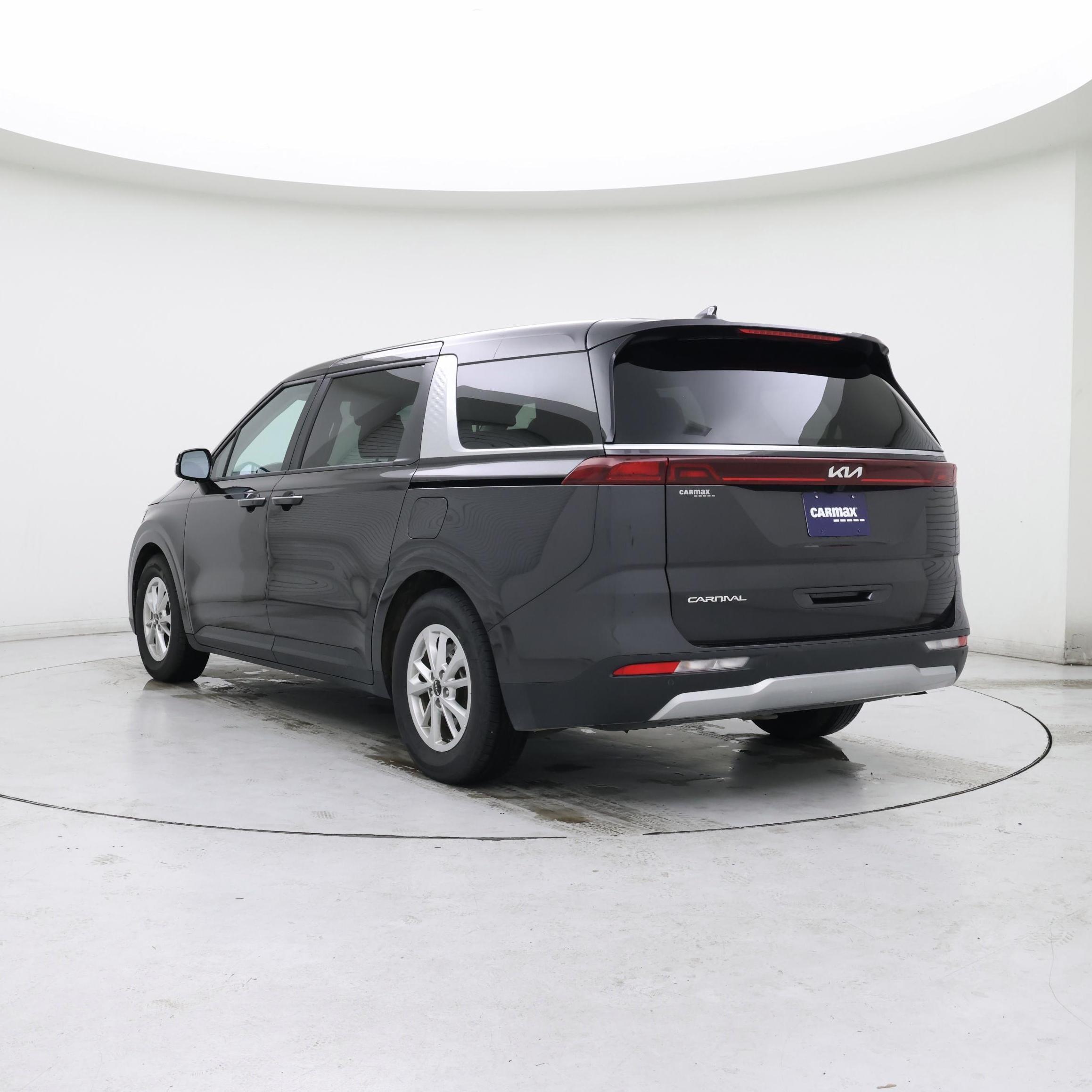 Thumbnail: 2024 Kia Carnival - 2