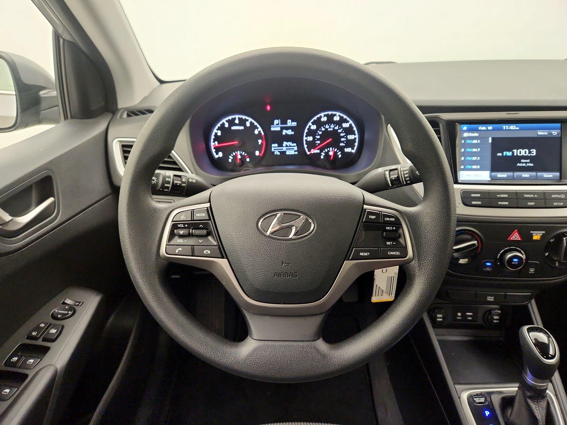 Thumbnail: 2022 Hyundai Accent - 10