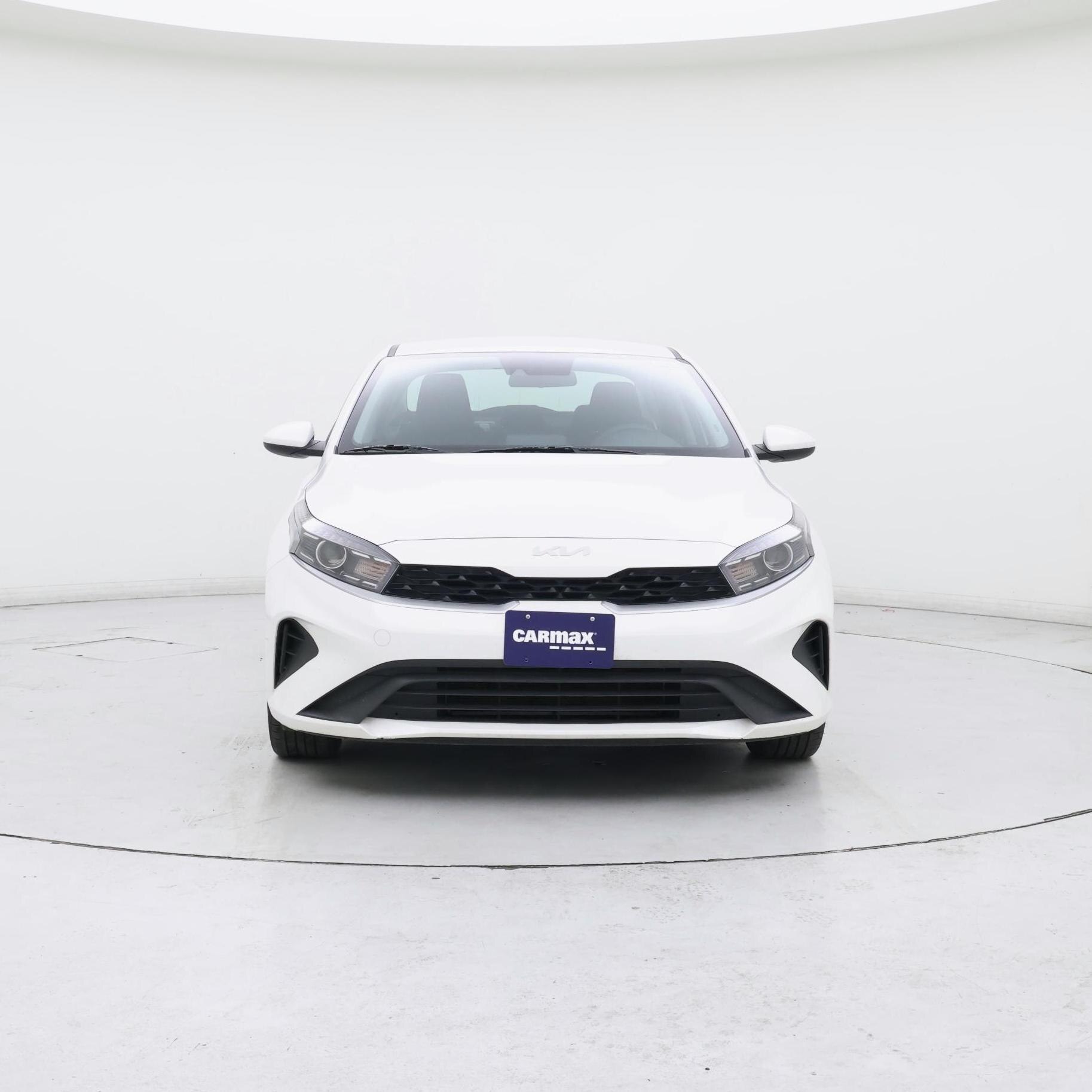 Thumbnail: 2023 Kia Forte - 5