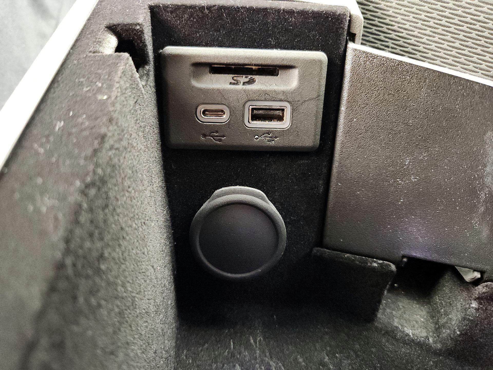 Thumbnail: 2023 Cadillac CT5 - 18