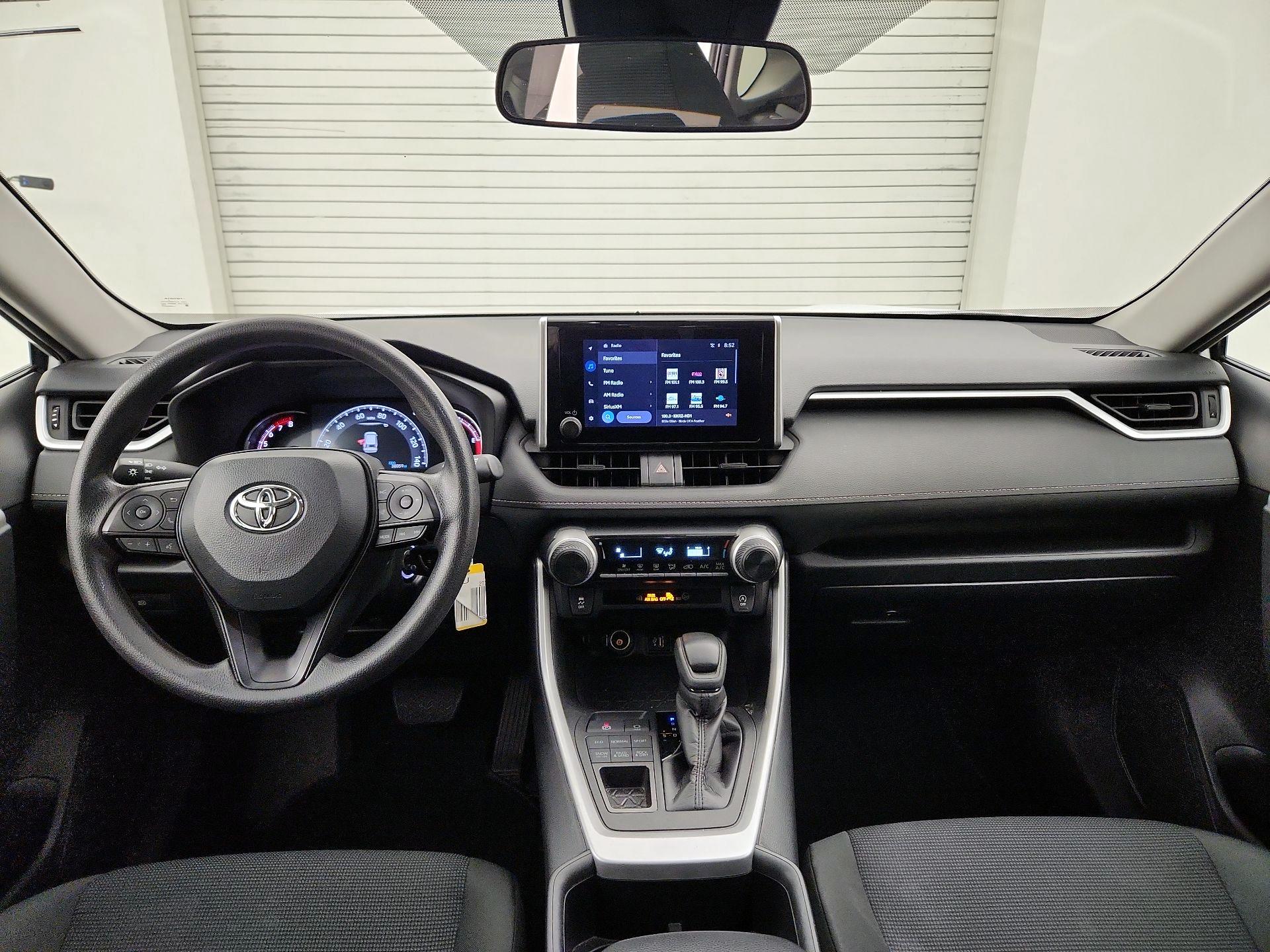 Thumbnail: 2024 Toyota RAV4 - 9