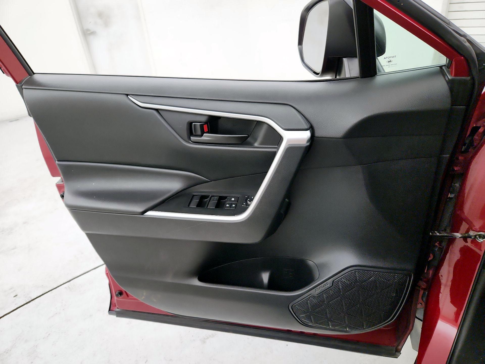 Thumbnail: 2023 Toyota RAV4 - 12