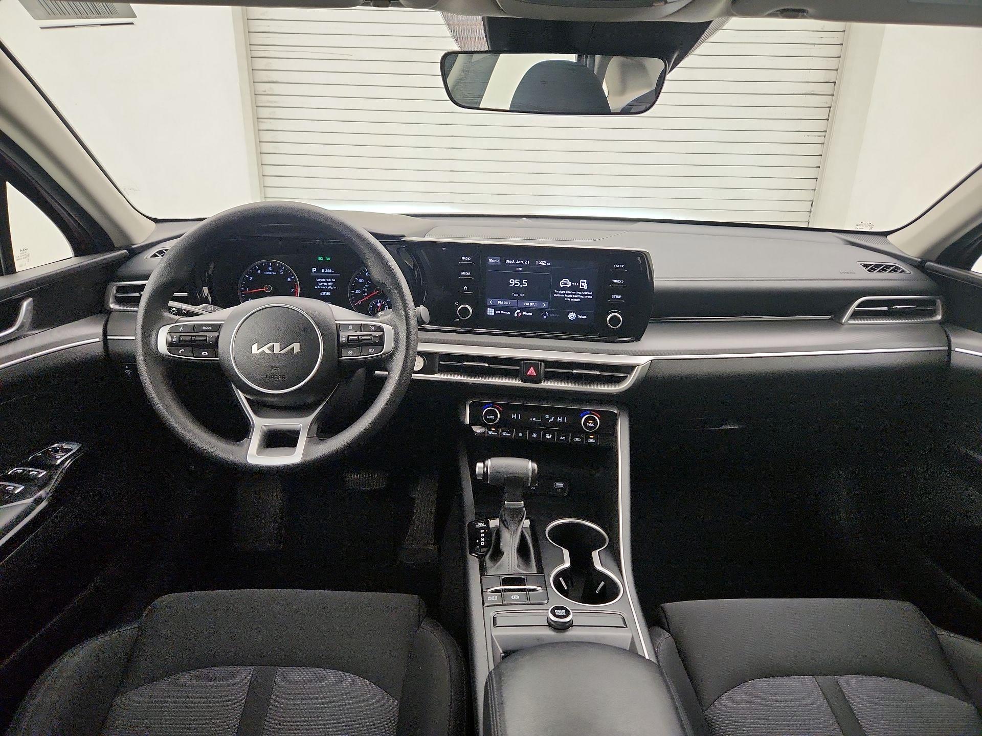 Thumbnail: 2023 Kia K5 - 9
