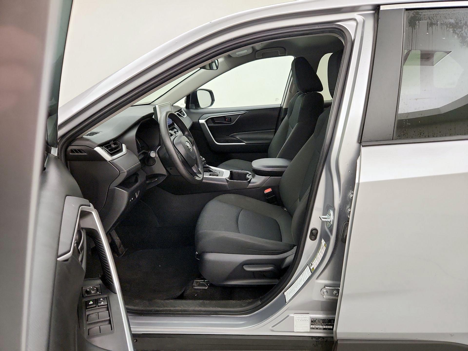 Thumbnail: 2024 Toyota RAV4 - 11