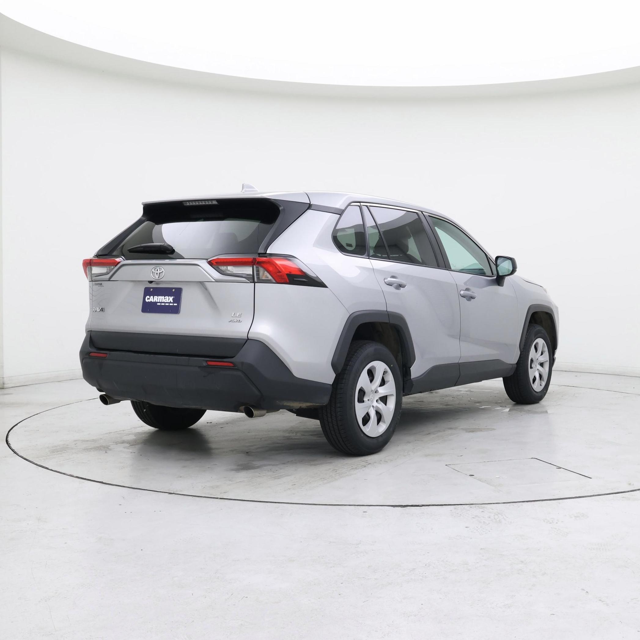 Thumbnail: 2024 Toyota RAV4 - 8