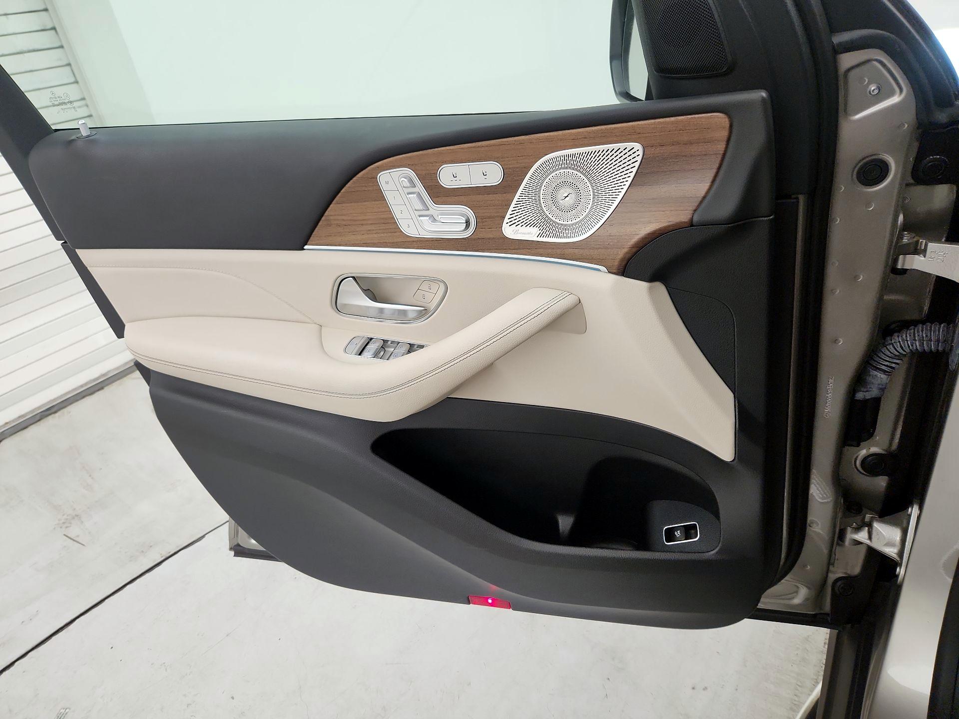 Thumbnail: 2021 Mercedes-Benz GLE - 12