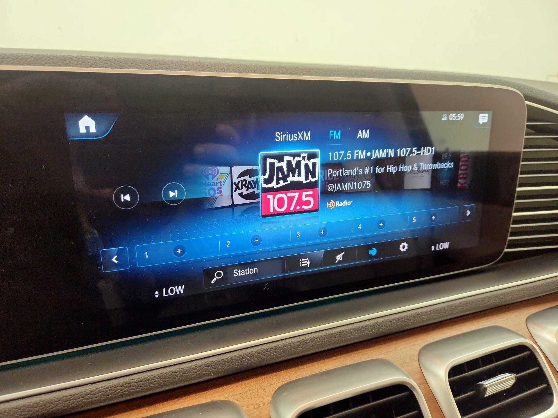 Thumbnail: 2021 Mercedes-Benz GLE - 16