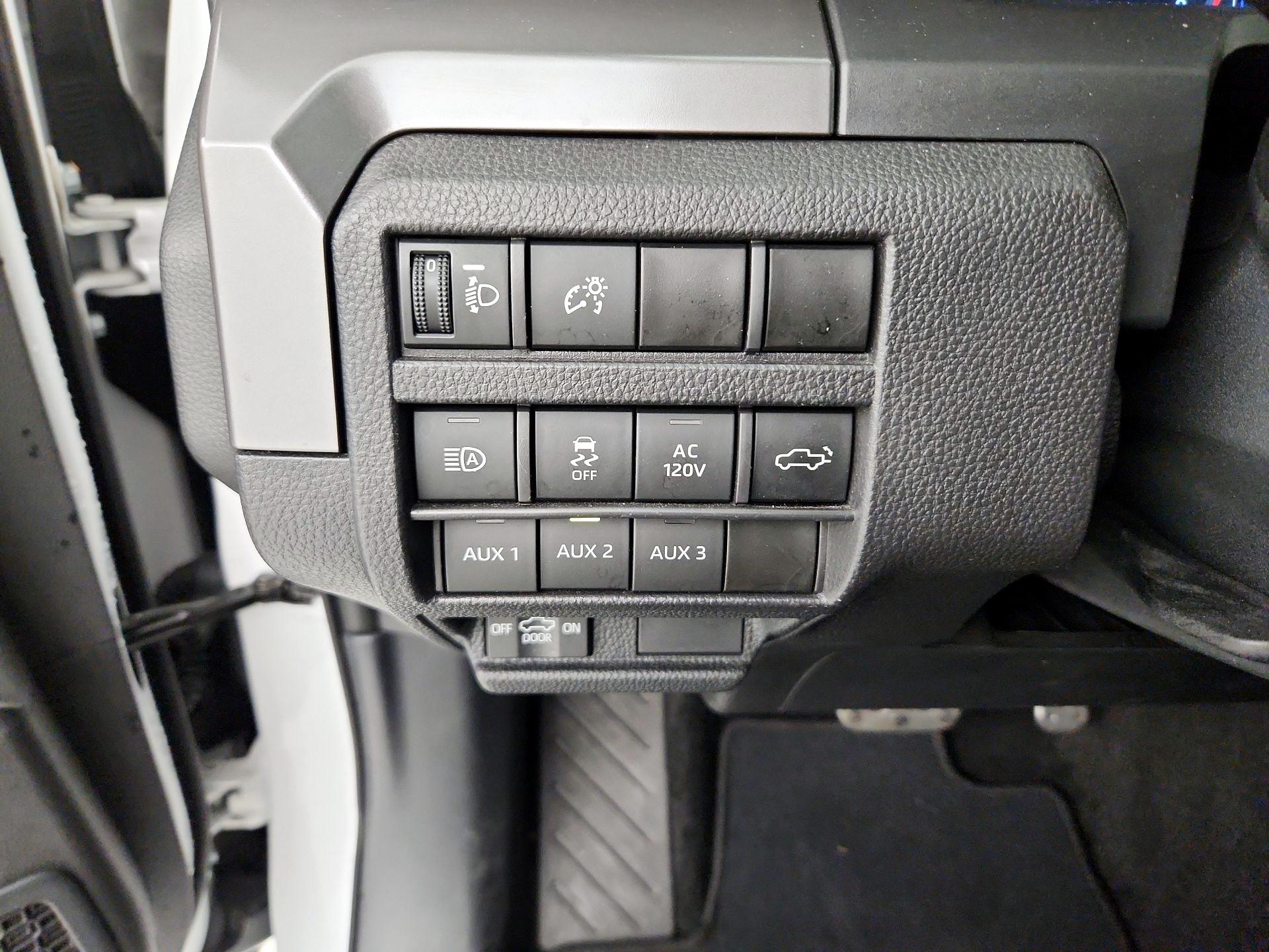 Thumbnail: 2024 Toyota Tacoma - 13