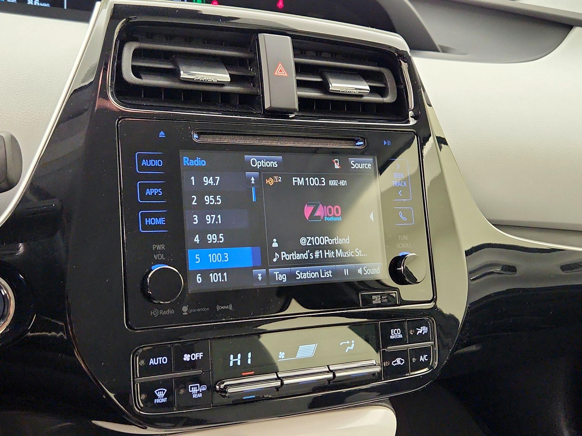 Thumbnail: 2016 Toyota Prius - 16