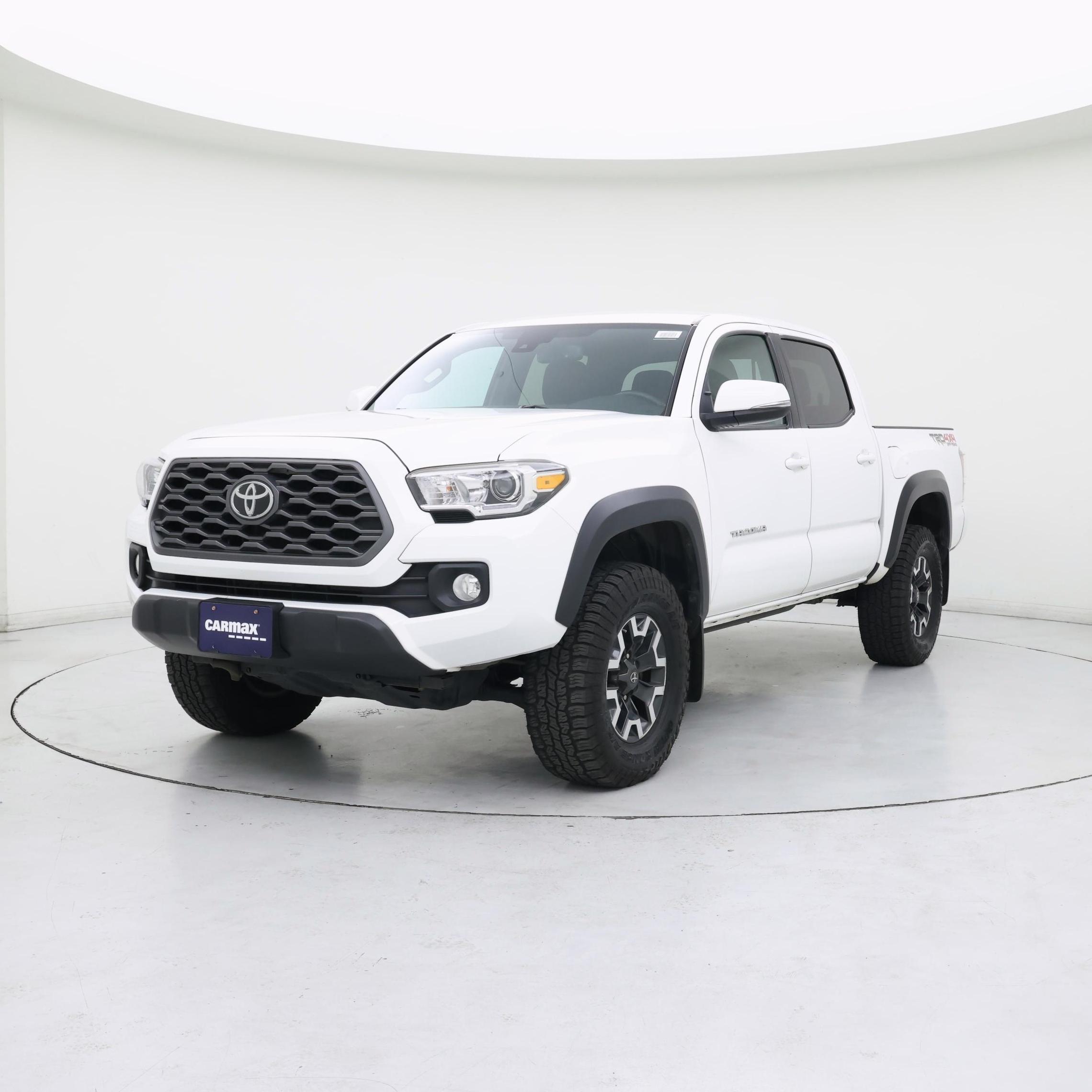 Thumbnail: 2020 Toyota Tacoma - 4