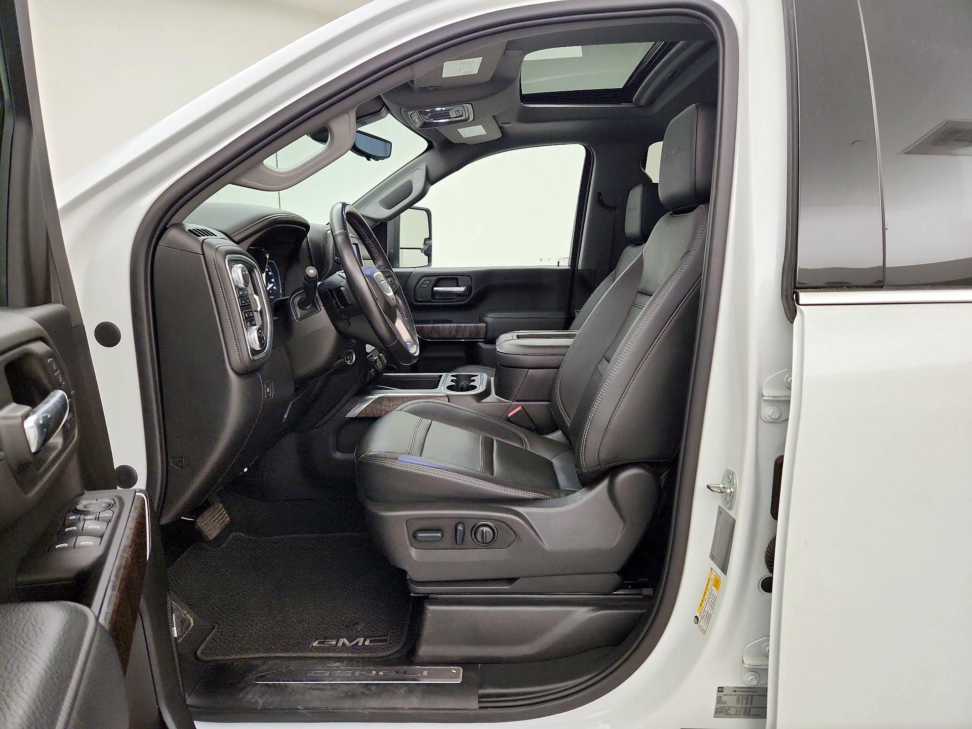 Thumbnail: 2022 GMC Sierra 3500 - 11