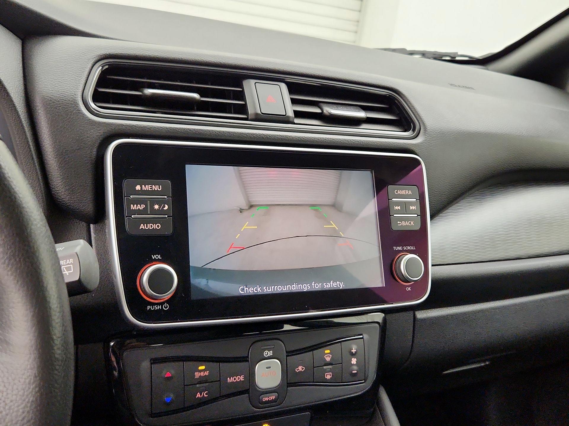 Thumbnail: 2022 Nissan Leaf - 15