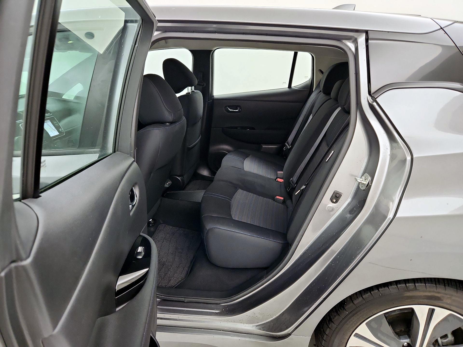 Thumbnail: 2022 Nissan Leaf - 20