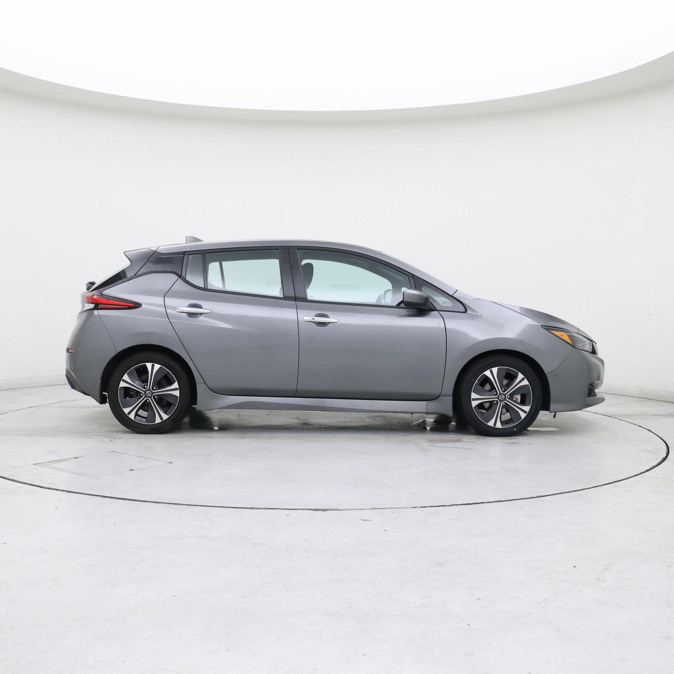 Thumbnail: 2022 Nissan Leaf - 7