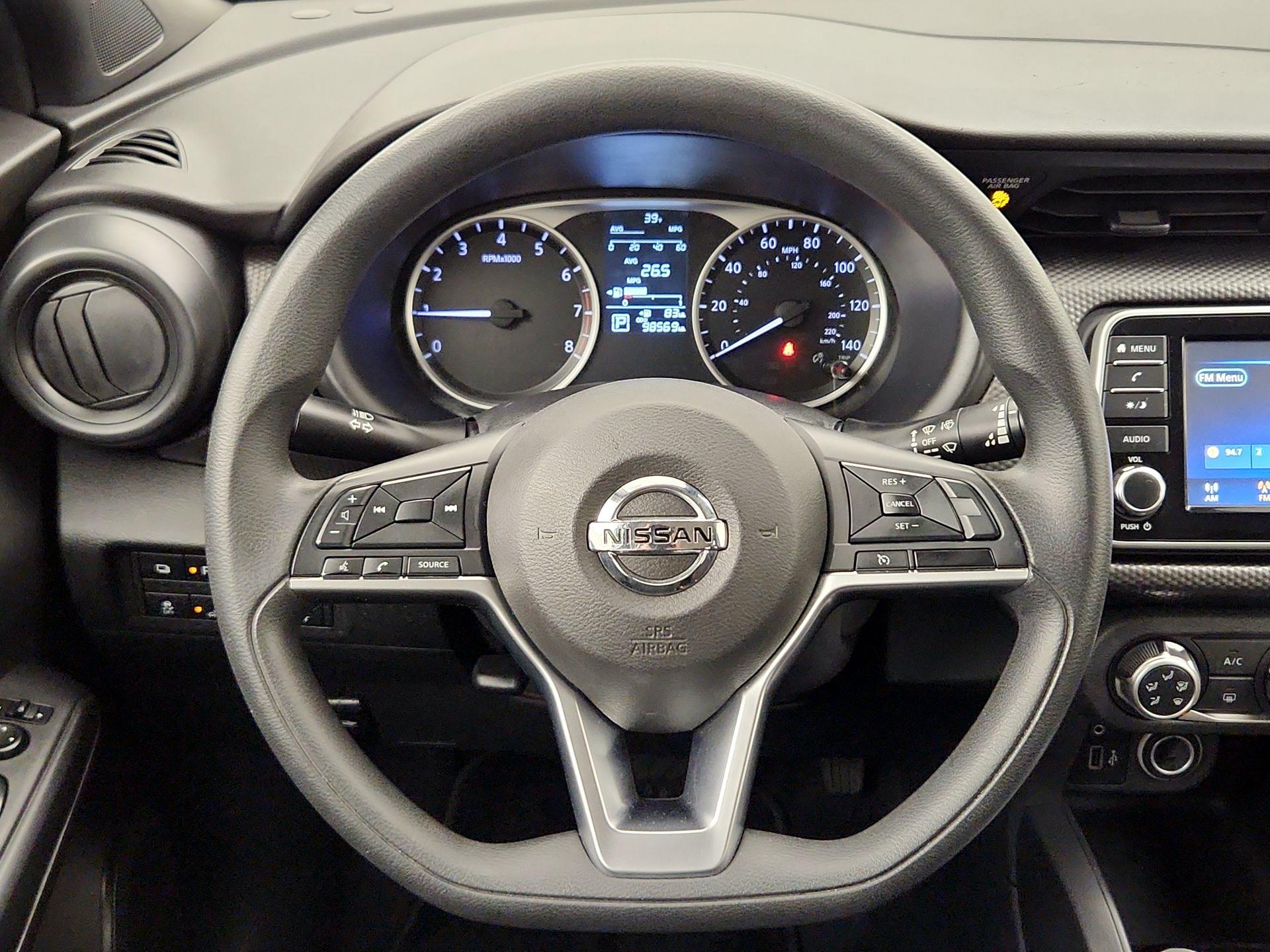 Thumbnail: 2020 Nissan Kicks - 10