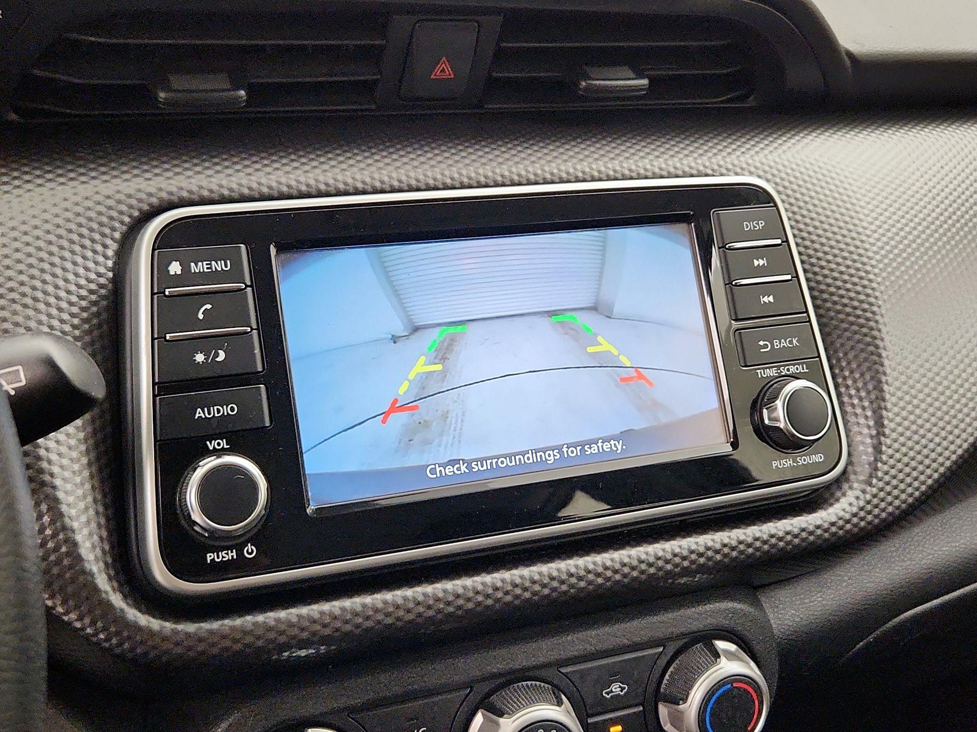 Thumbnail: 2020 Nissan Kicks - 14